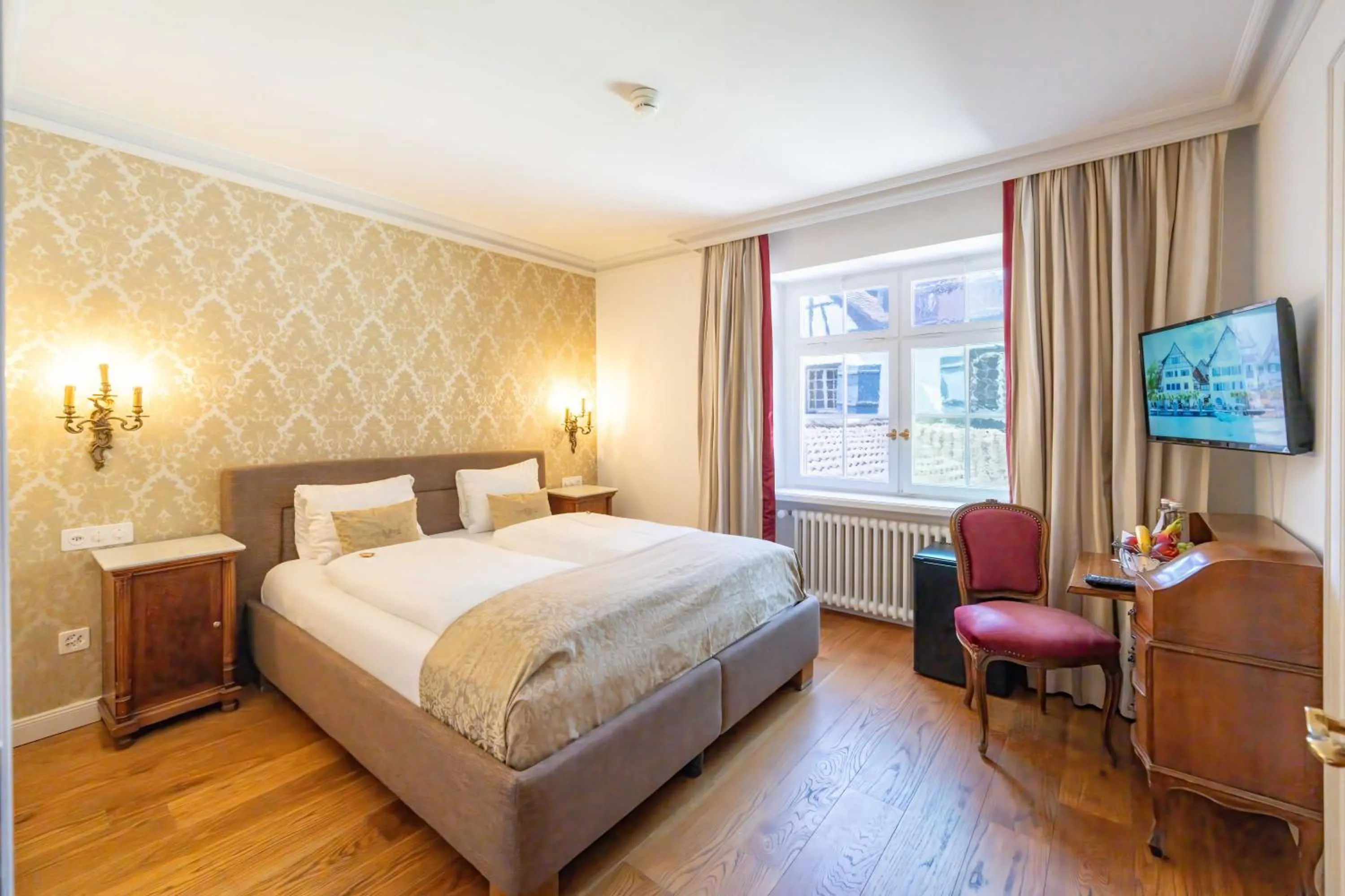 Patio, Bed in Hotel Porto Sofie Gottlieben