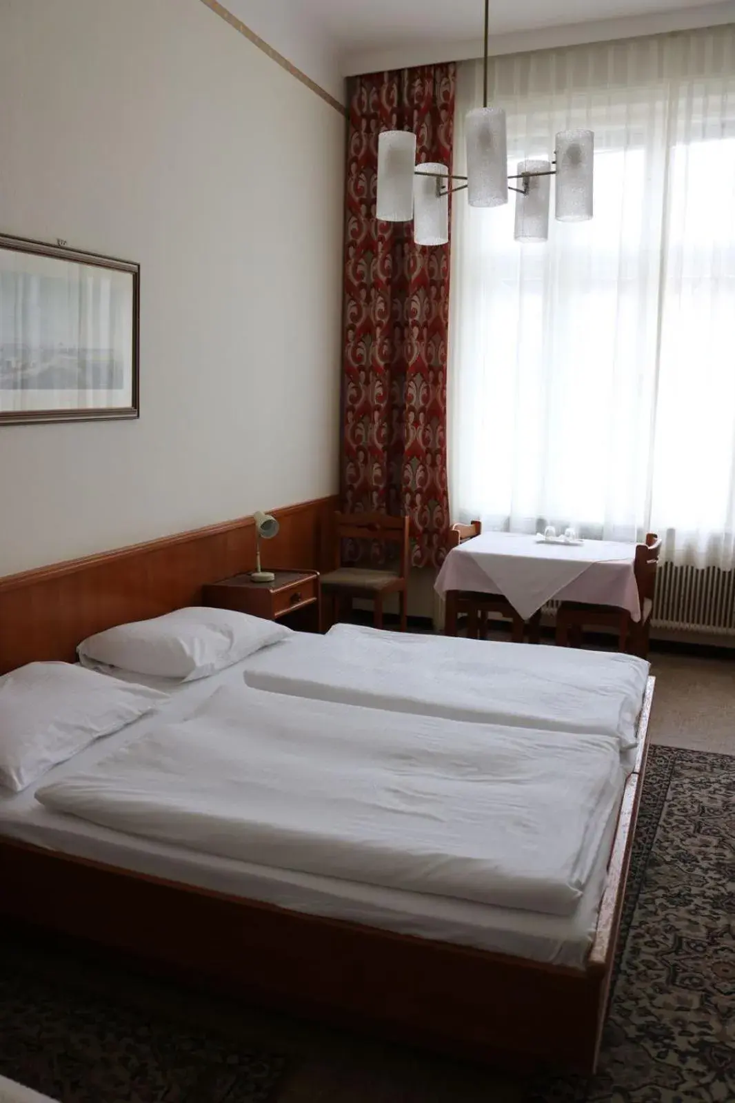 Double Room with Shared Toilet in Pension Reimer Double Room with Shared Toilet in Pension Reimer