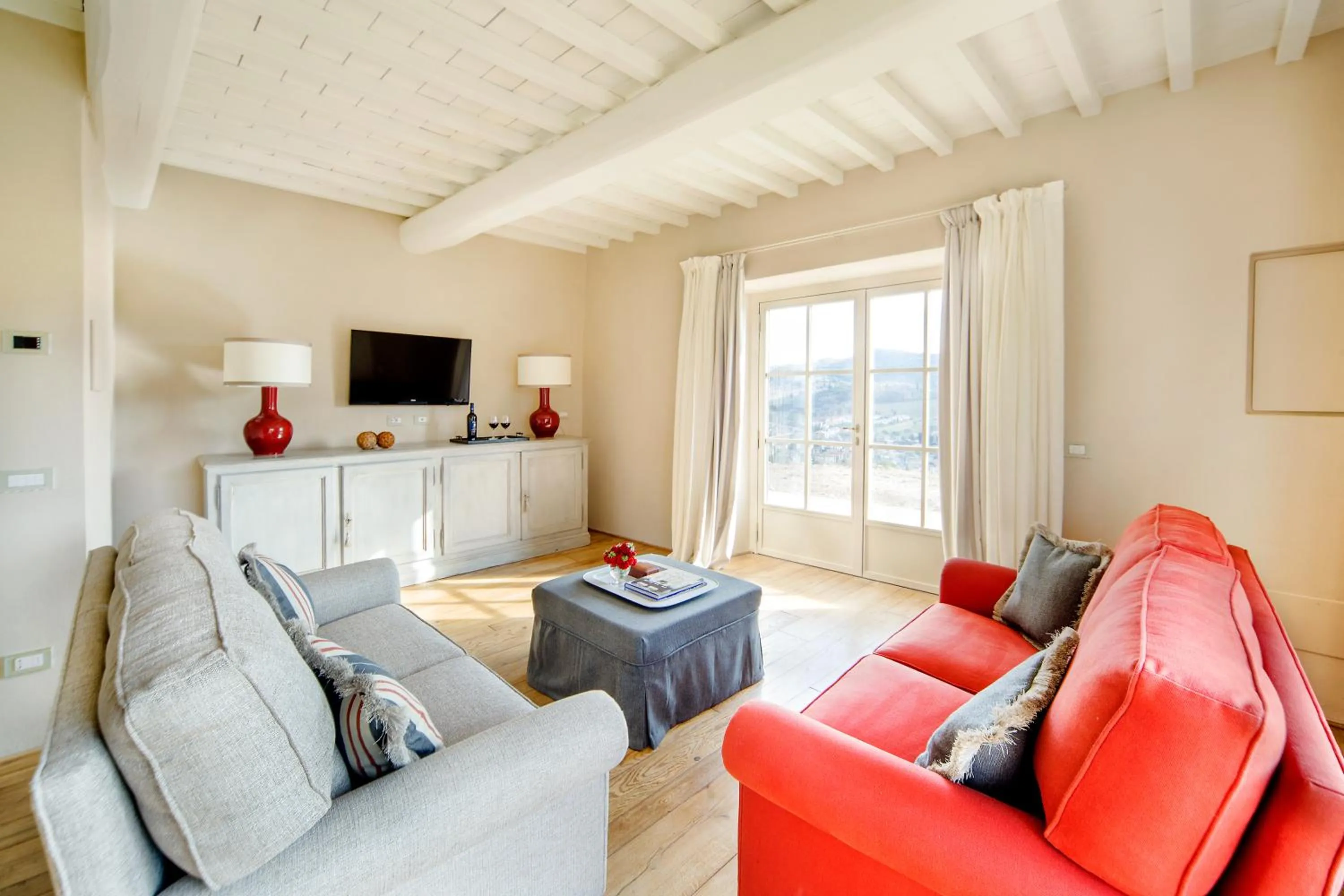 Communal lounge/ TV room in Borgo Del Cabreo