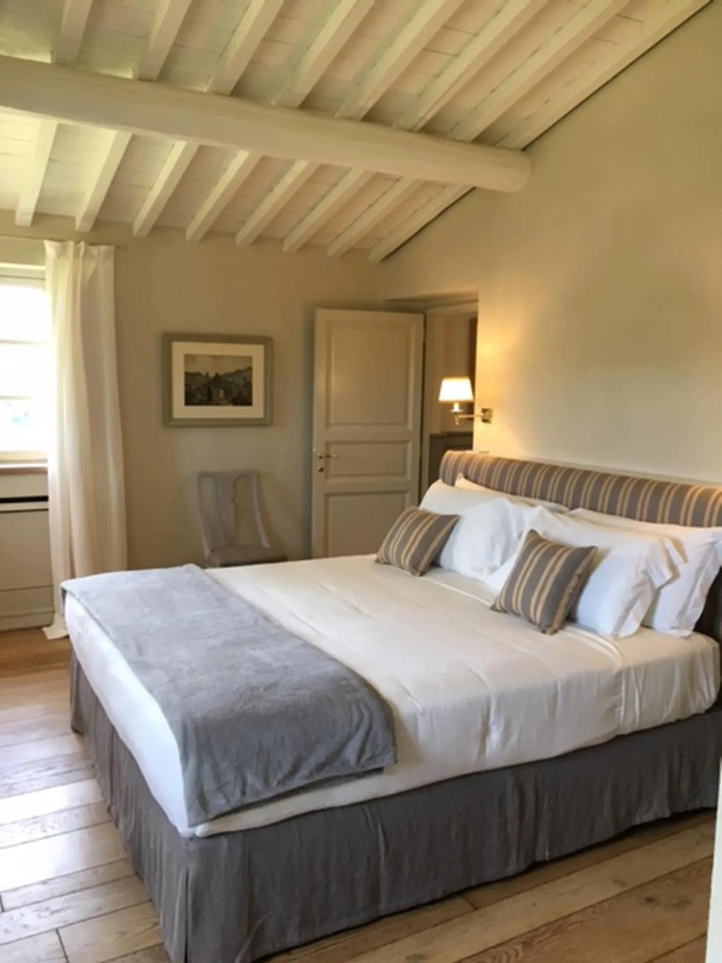 Bedroom, Bed in Borgo Del Cabreo