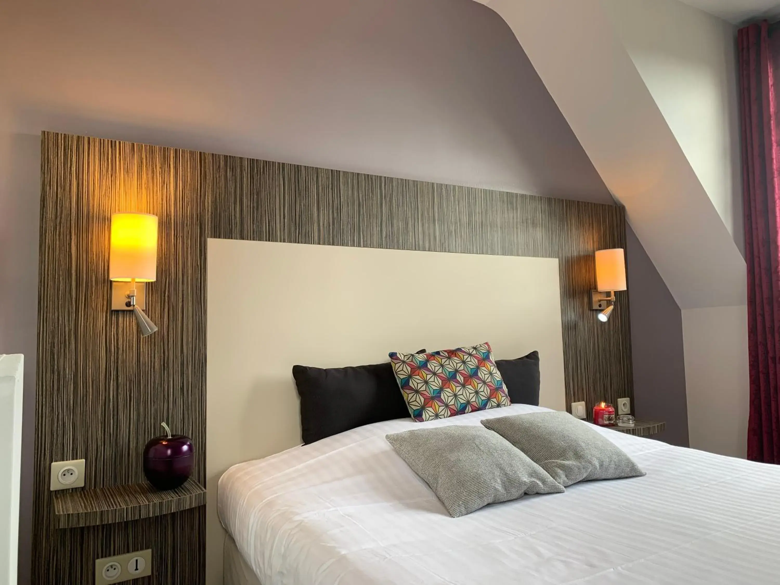 Photo of the whole room, Bed in Logis Hotel La Croix Blanche Fontevraud Photo of the whole room, Bed in Logis Hotel La Croix Blanche Fontevraud