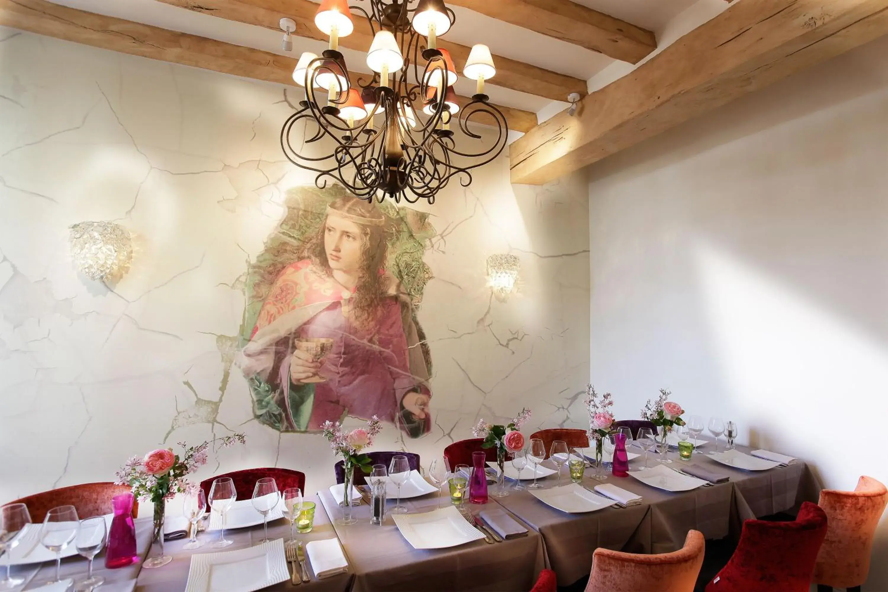 Restaurant/places to eat in Logis Hotel La Croix Blanche Fontevraud Restaurant/places to eat in Logis Hotel La Croix Blanche Fontevraud