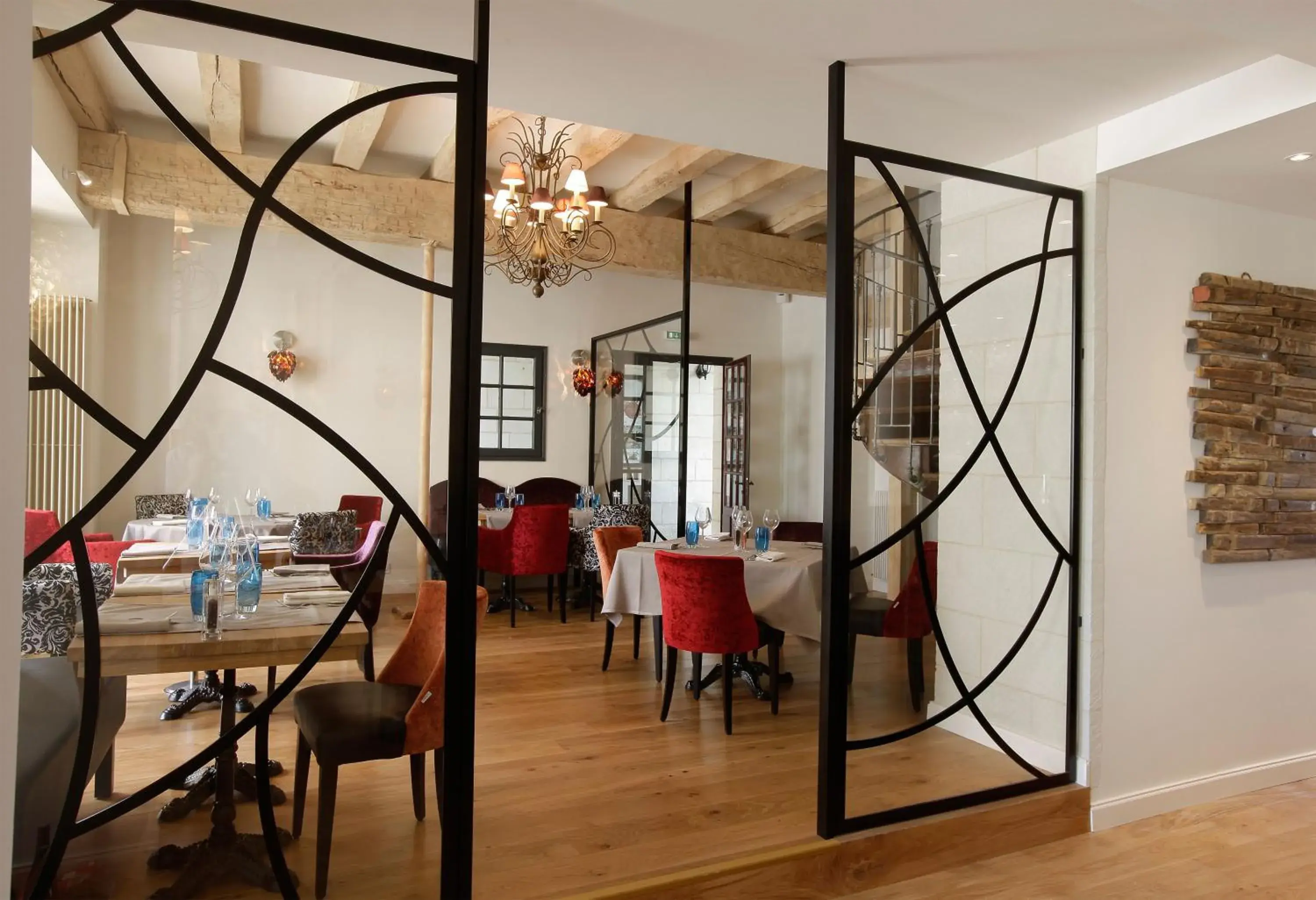 Restaurant/places to eat in Logis Hotel La Croix Blanche Fontevraud Restaurant/places to eat in Logis Hotel La Croix Blanche Fontevraud