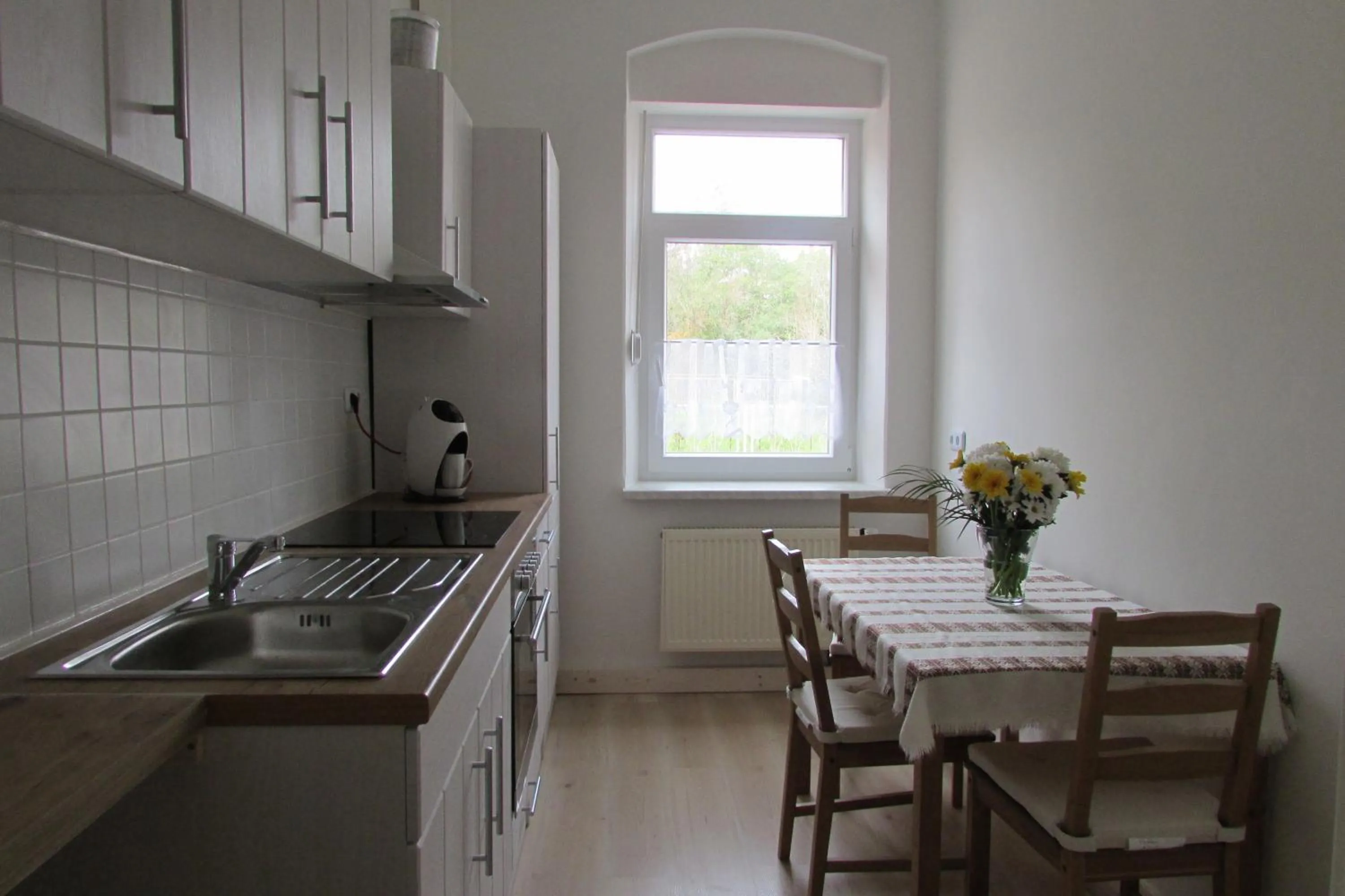 Kitchen or kitchenette in NoOaks