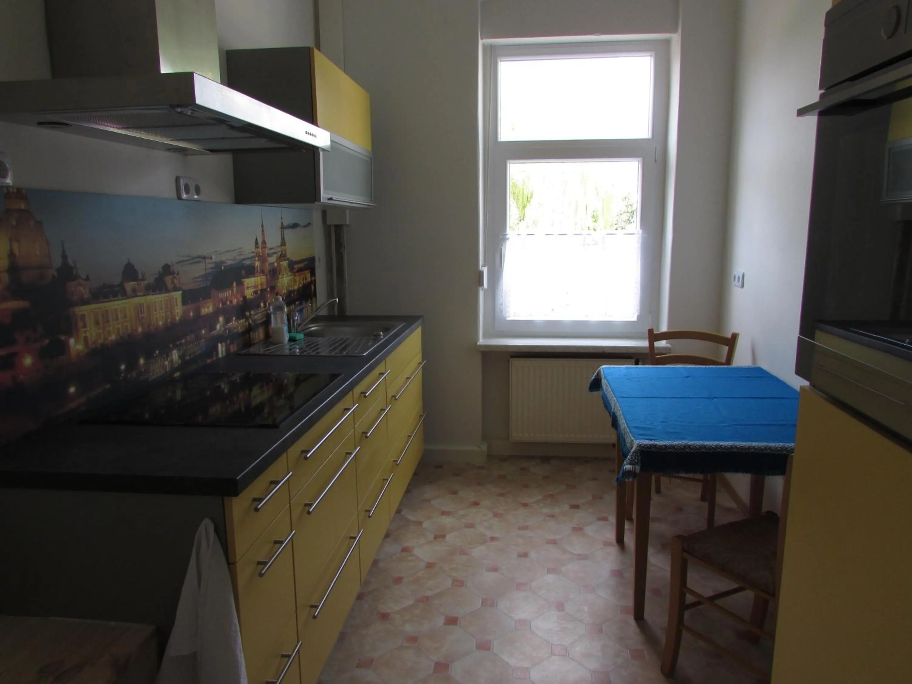 Communal kitchen in NoOaks