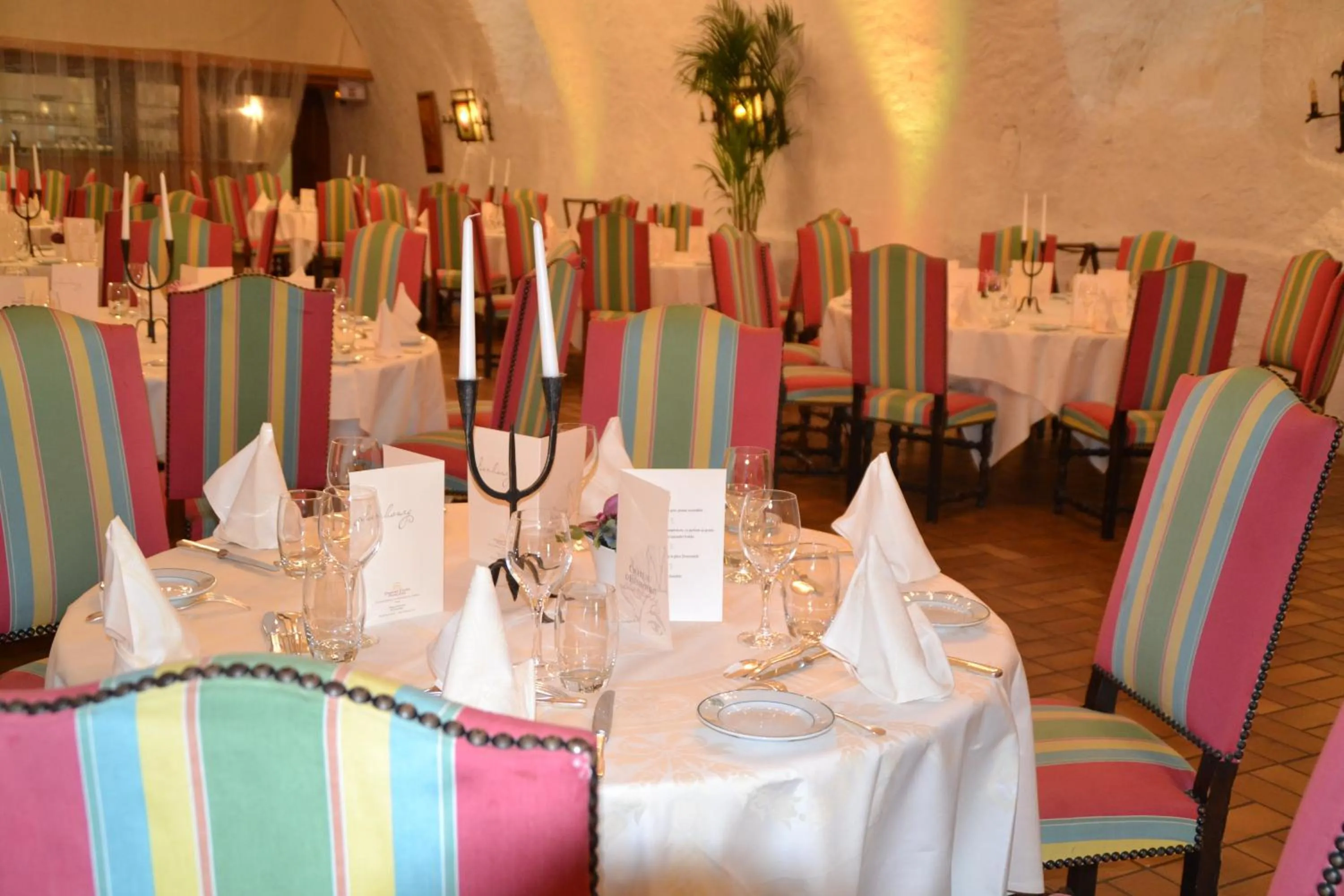 Restaurant/places to eat in Château d'Isenbourg & SPA