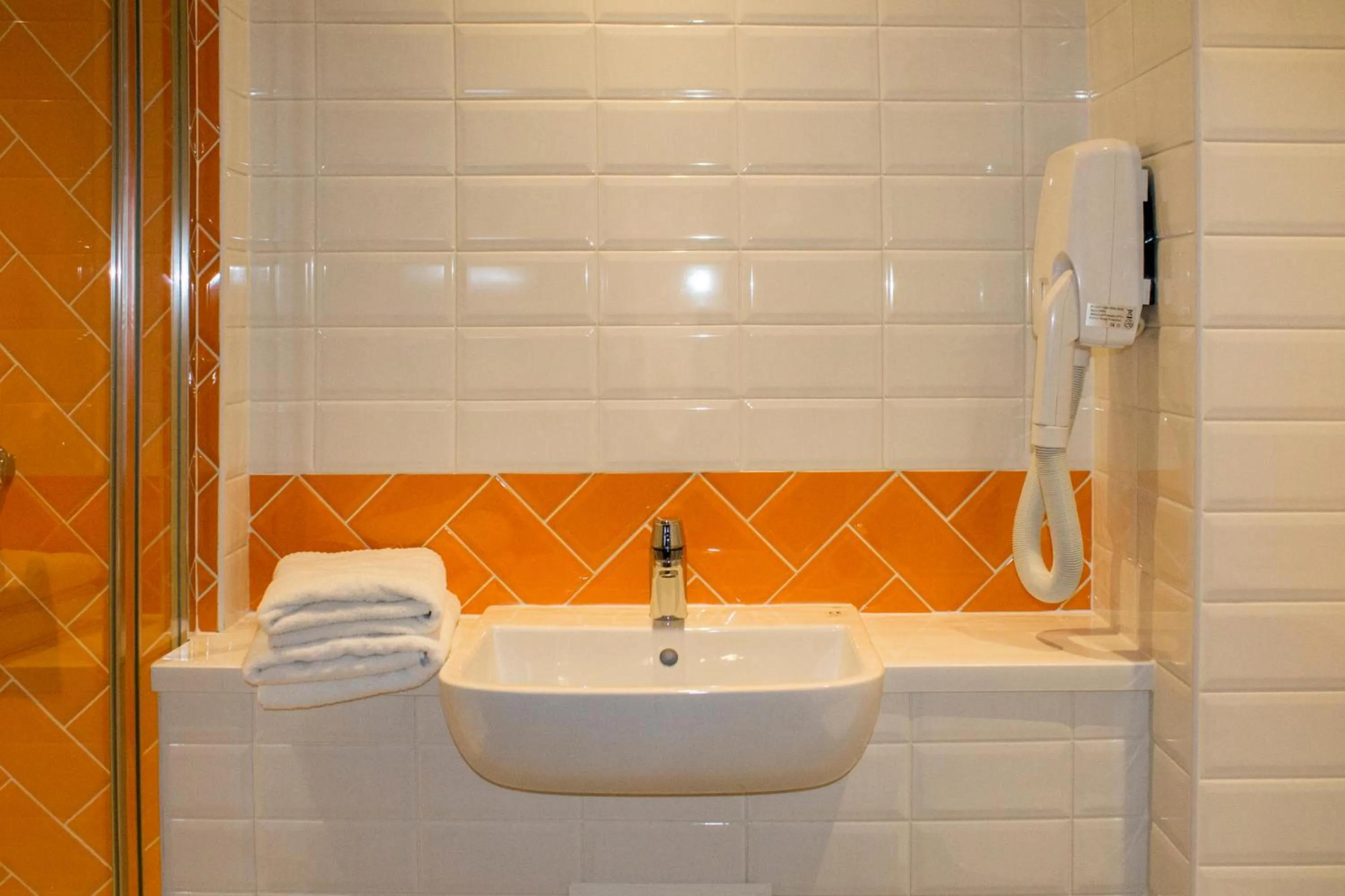 Bedroom, Bathroom in Best Western Plus London Wembley Hotel