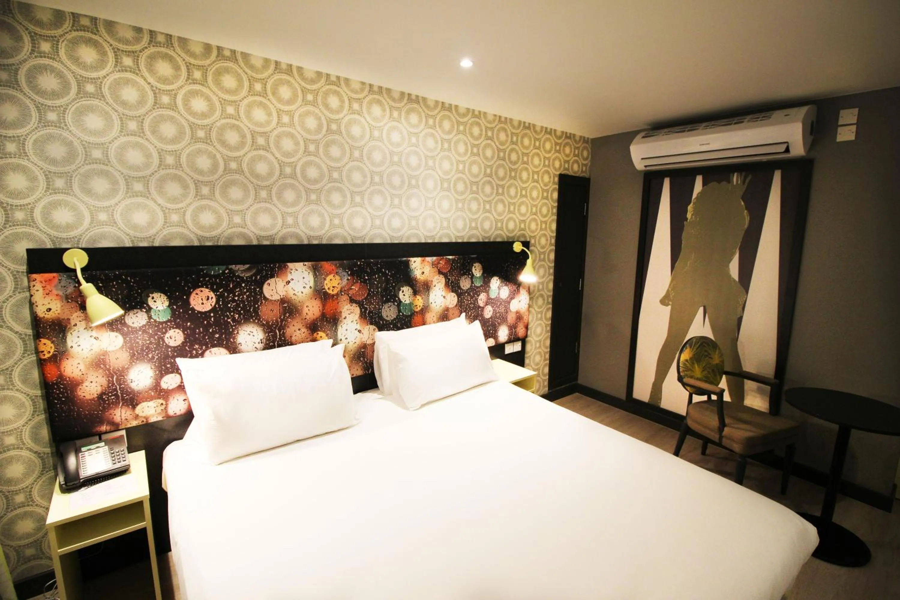 Bedroom in Best Western Plus London Wembley Hotel