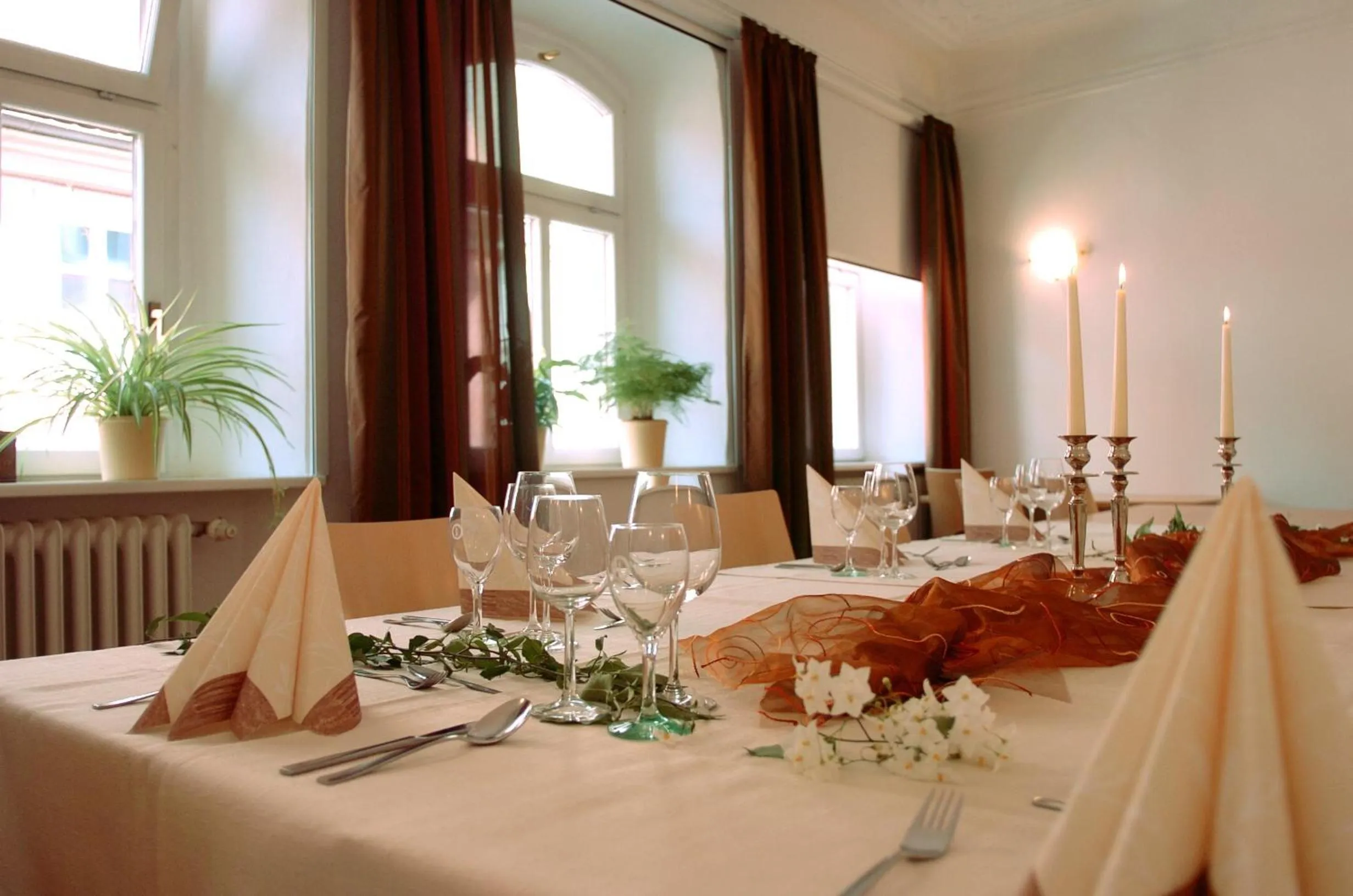Banquet/Function facilities, Restaurant/Places to Eat in Gasthof Grüner Baum