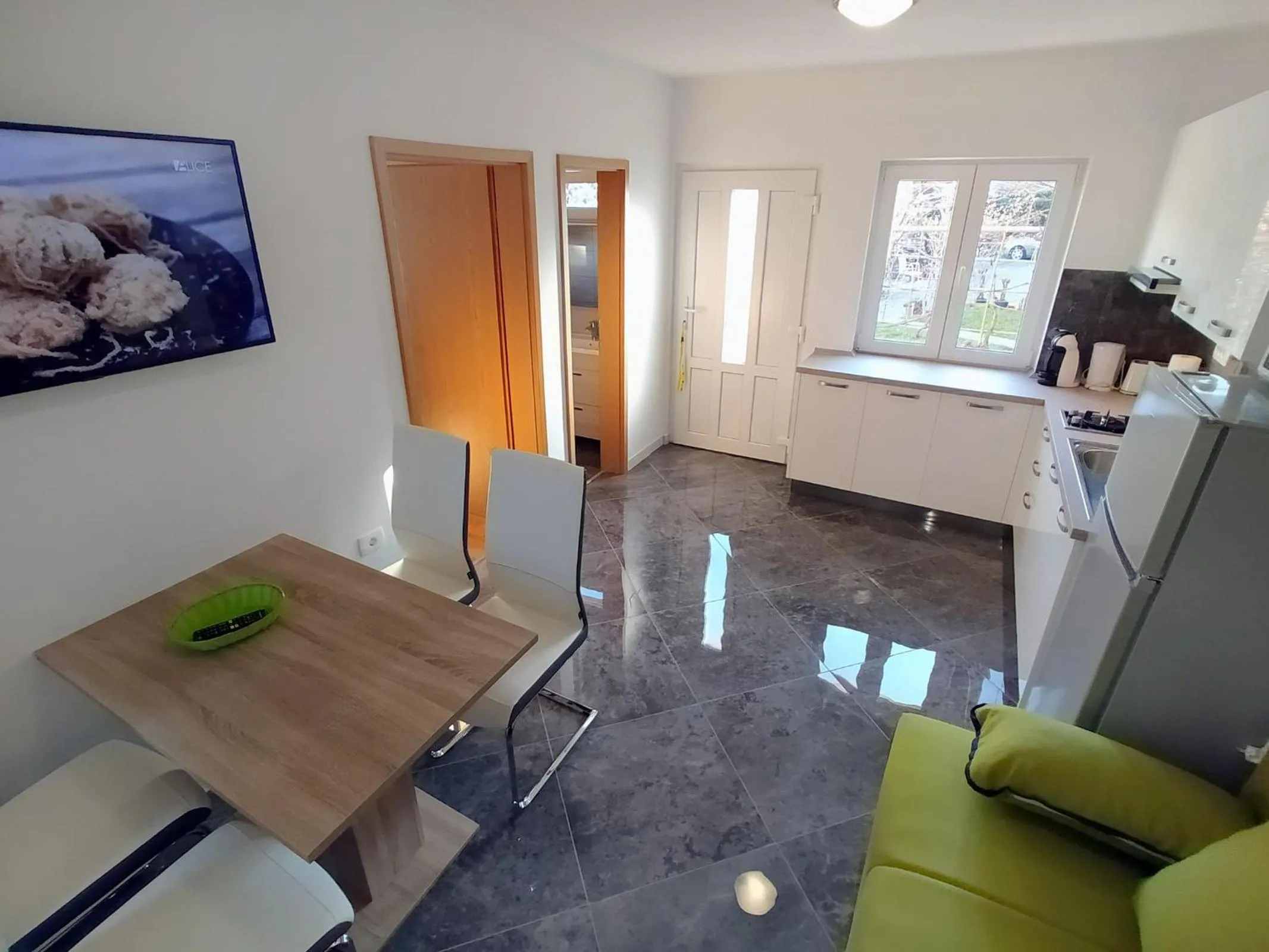 TV and multimedia in Apartmaji sončne terase - Sunny Terraces Apartments