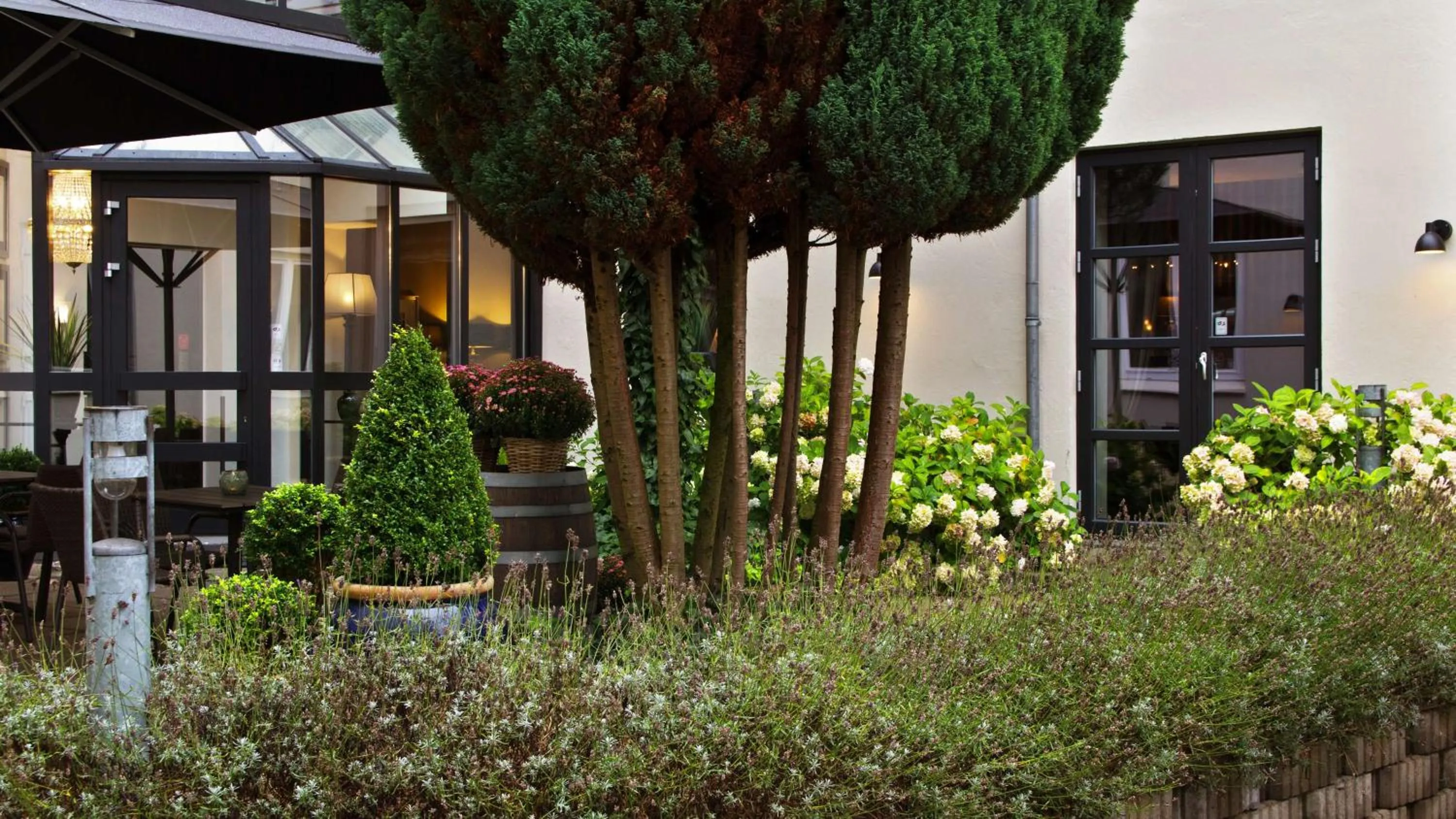 Property building in Hotel Kronjylland