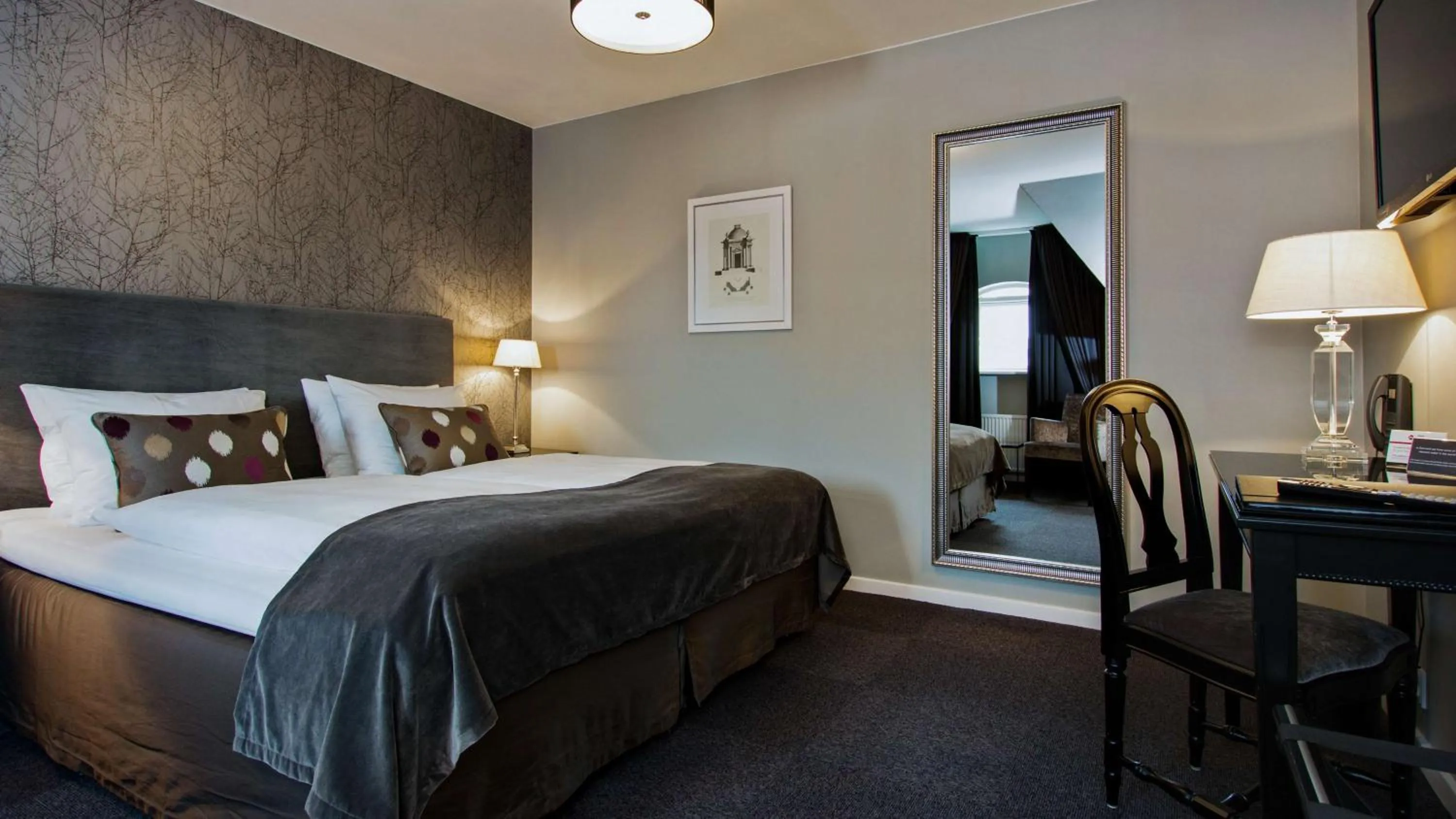 Photo of the whole room, Bed in Hotel Kronjylland