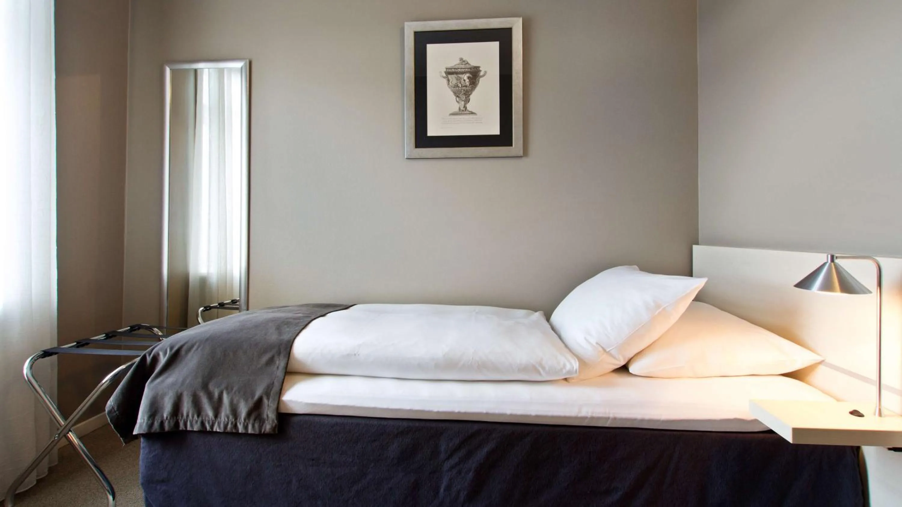 Photo of the whole room, Bed in Hotel Kronjylland