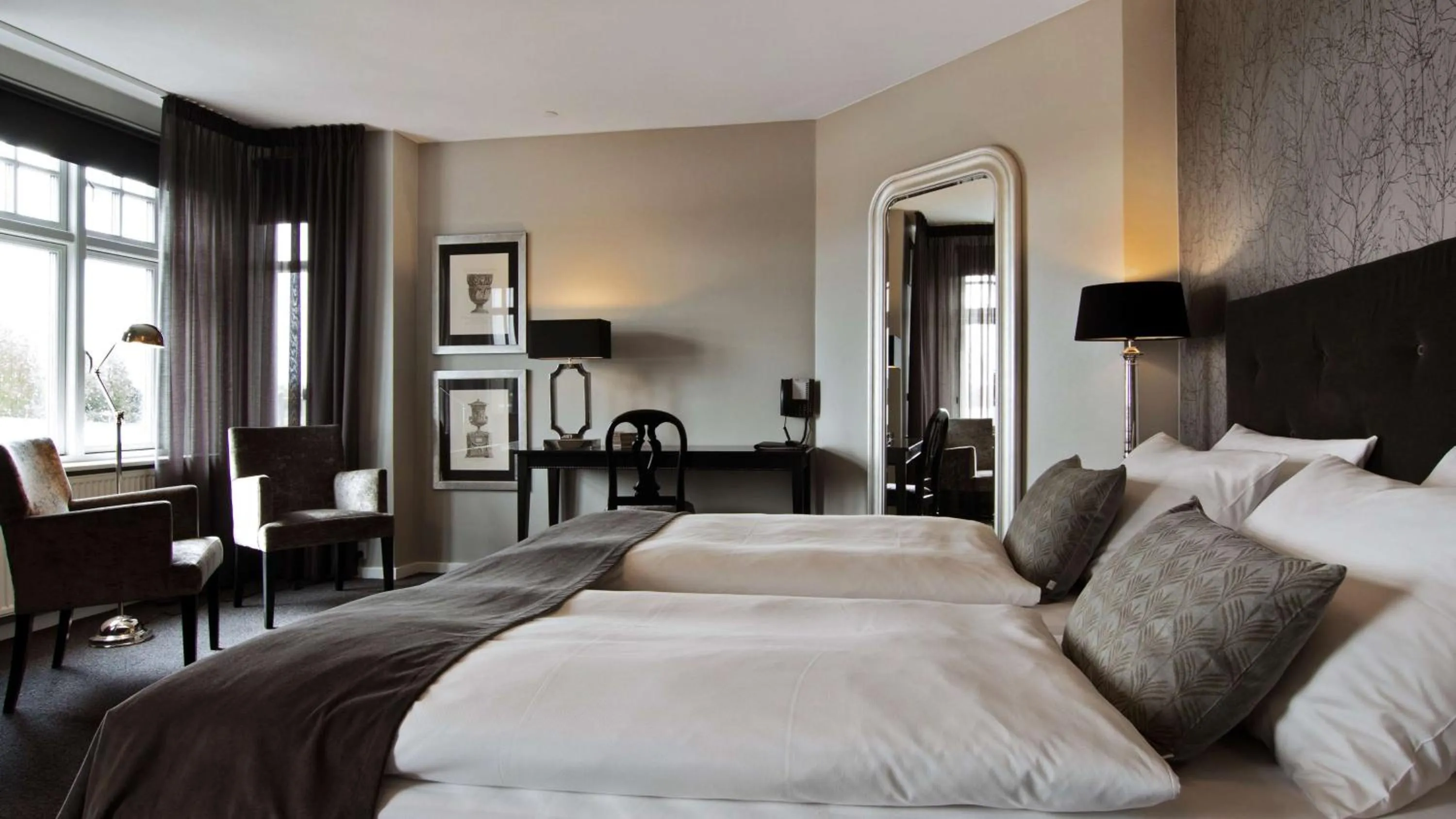 Photo of the whole room, Bed in Hotel Kronjylland