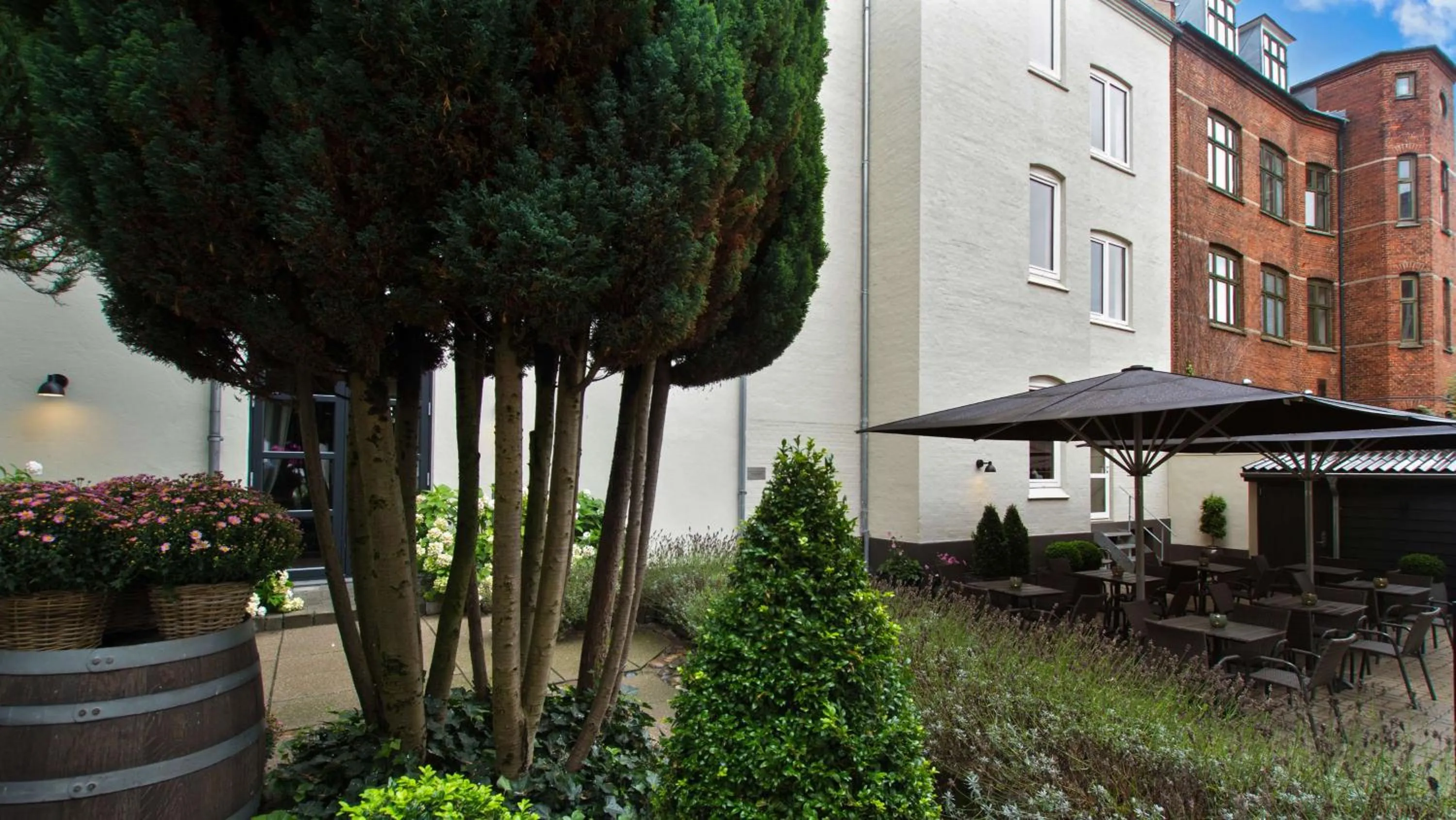 Property building in Hotel Kronjylland