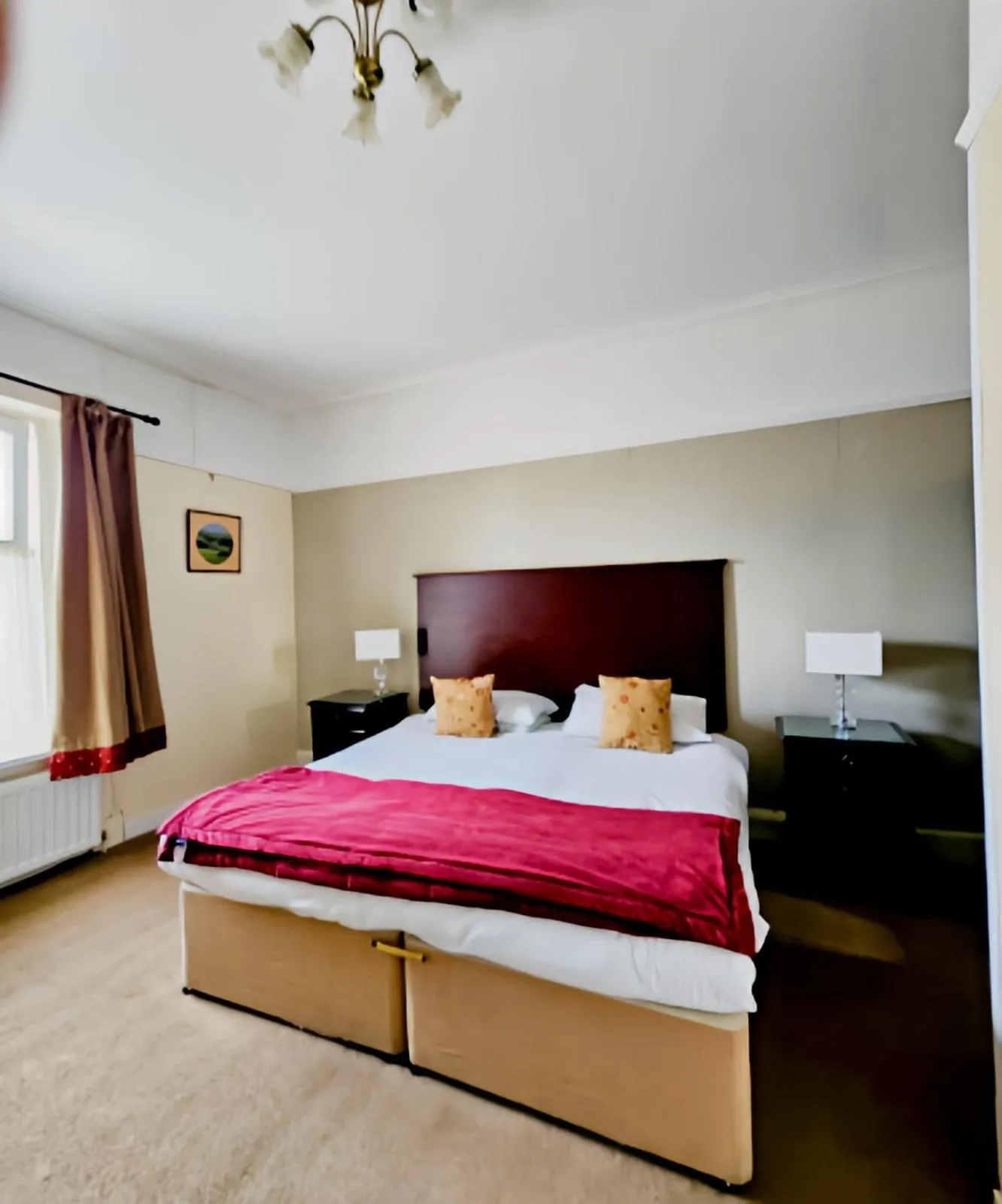 Bed in The Station Hotel