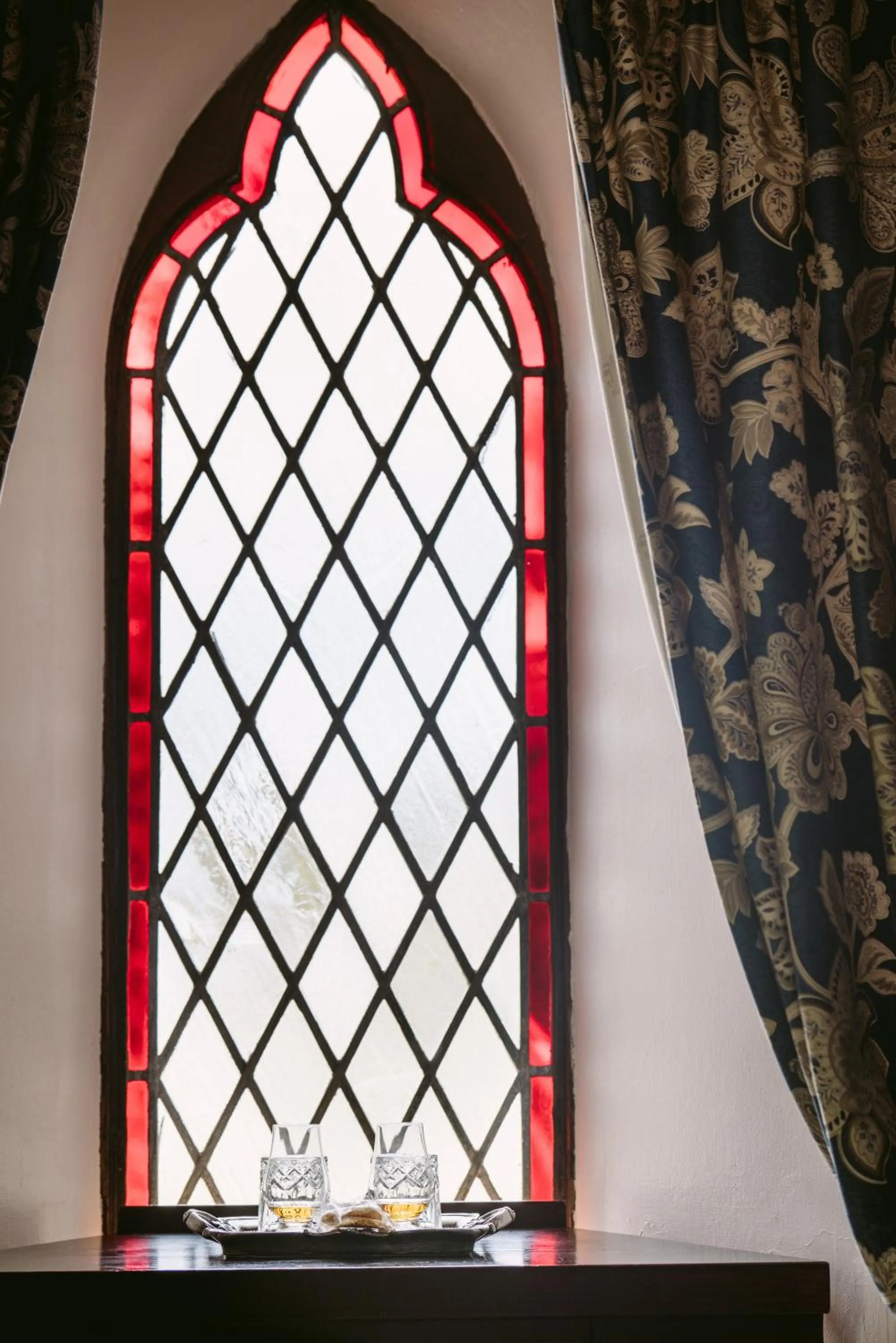 Property building in The Auld Kirk