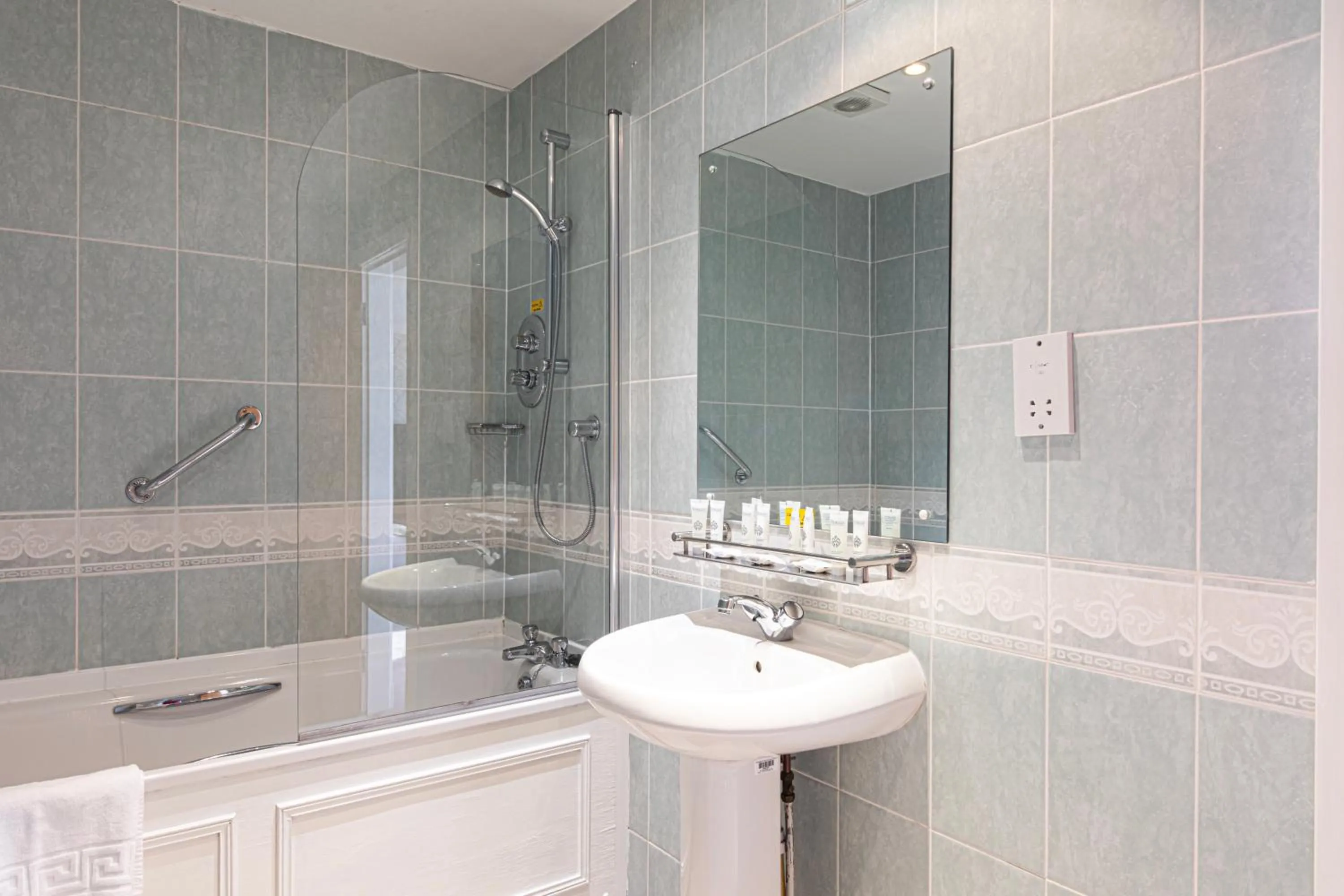 Shower in Scotland's Spa Hotel