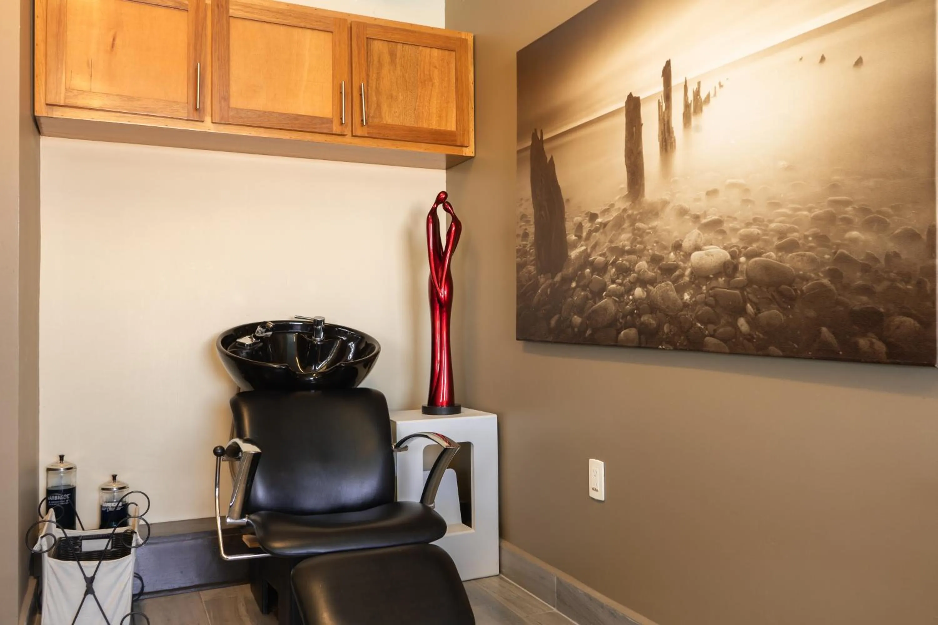 Spa and wellness centre/facilities in Laguna Shores Resort