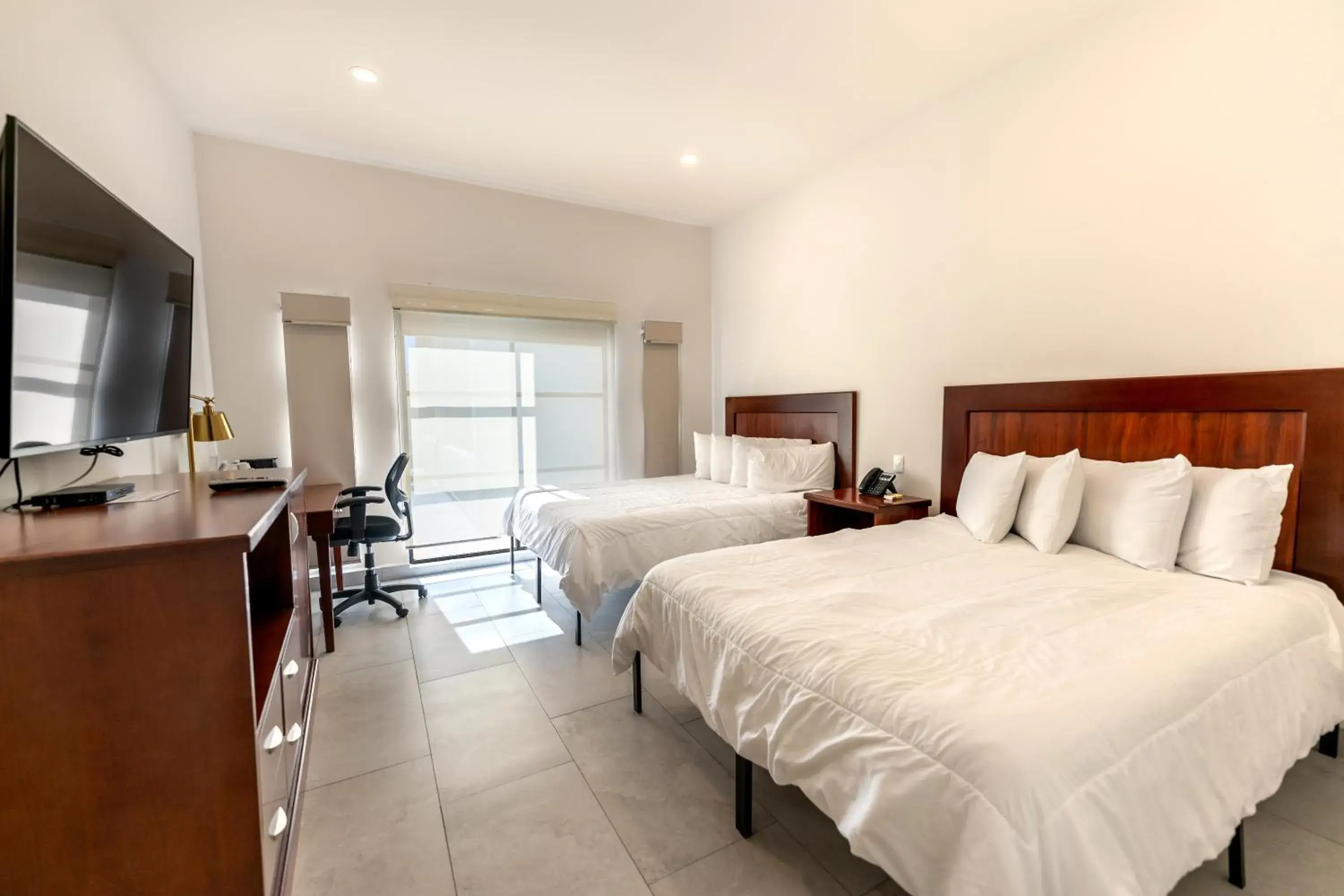 Standard Double Room in Laguna Shores Resort Standard Double Room in Laguna Shores Resort