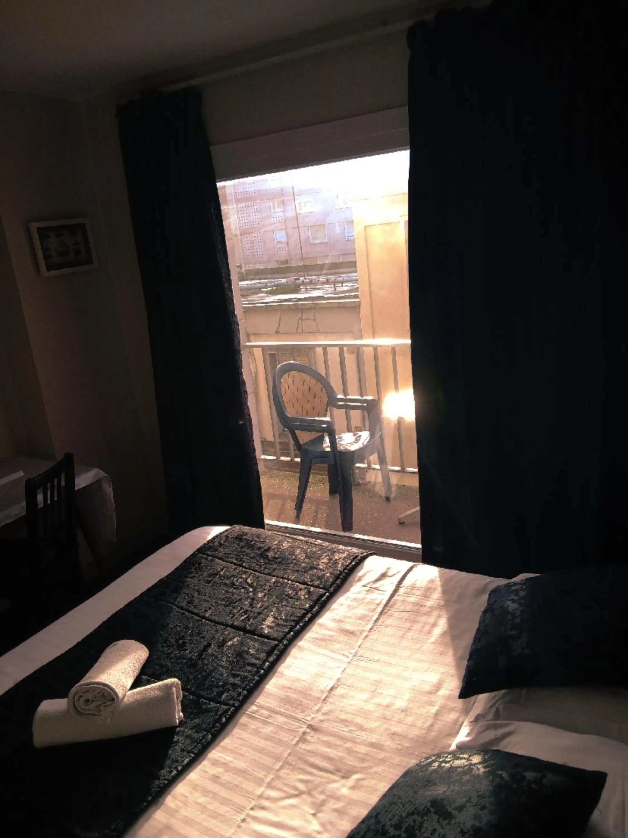 Bed in Hôtel Alexandra Centre Ville