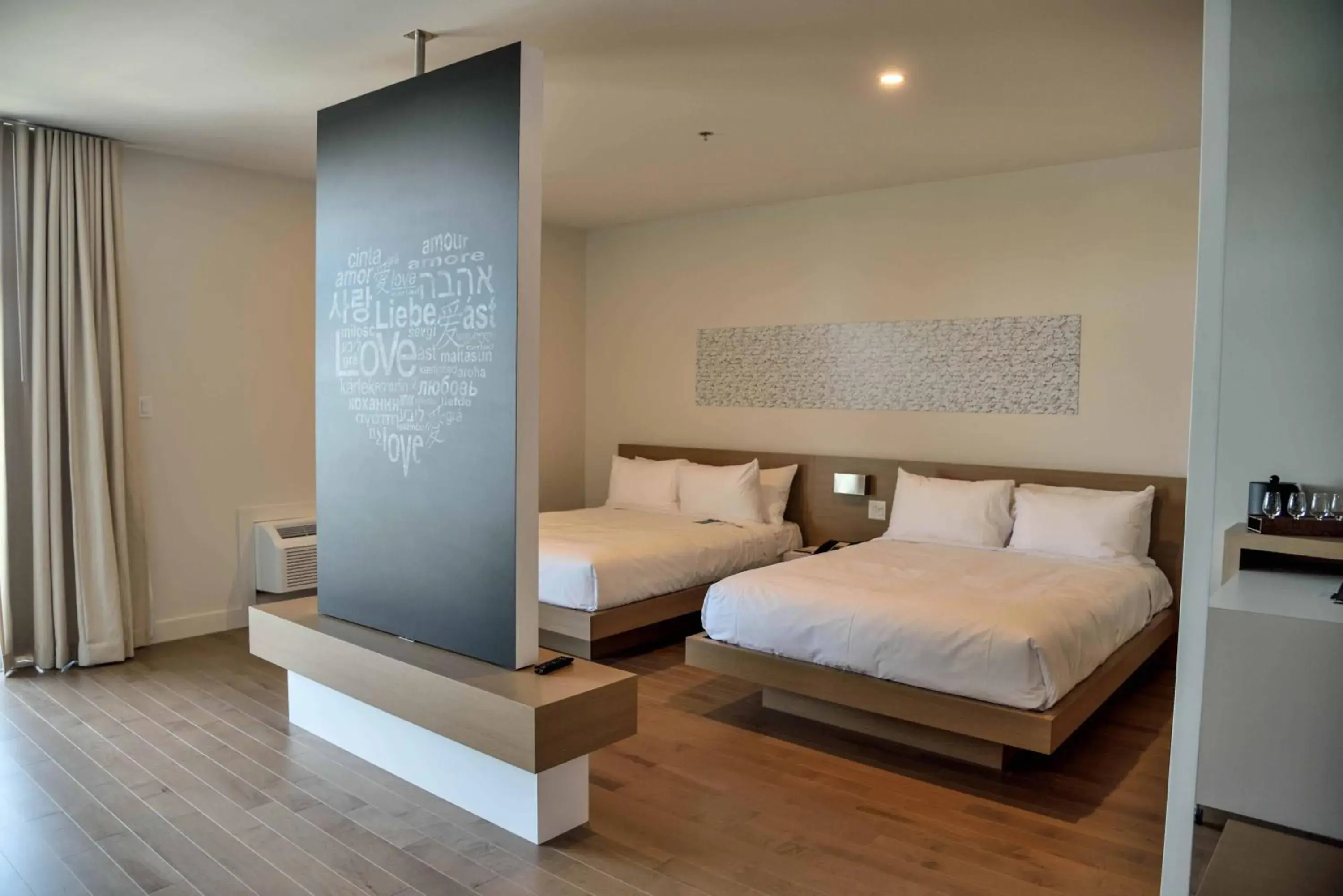 Standard Double Suite in Hotel du Lac Champlain Standard Double Suite in Hotel du Lac Champlain