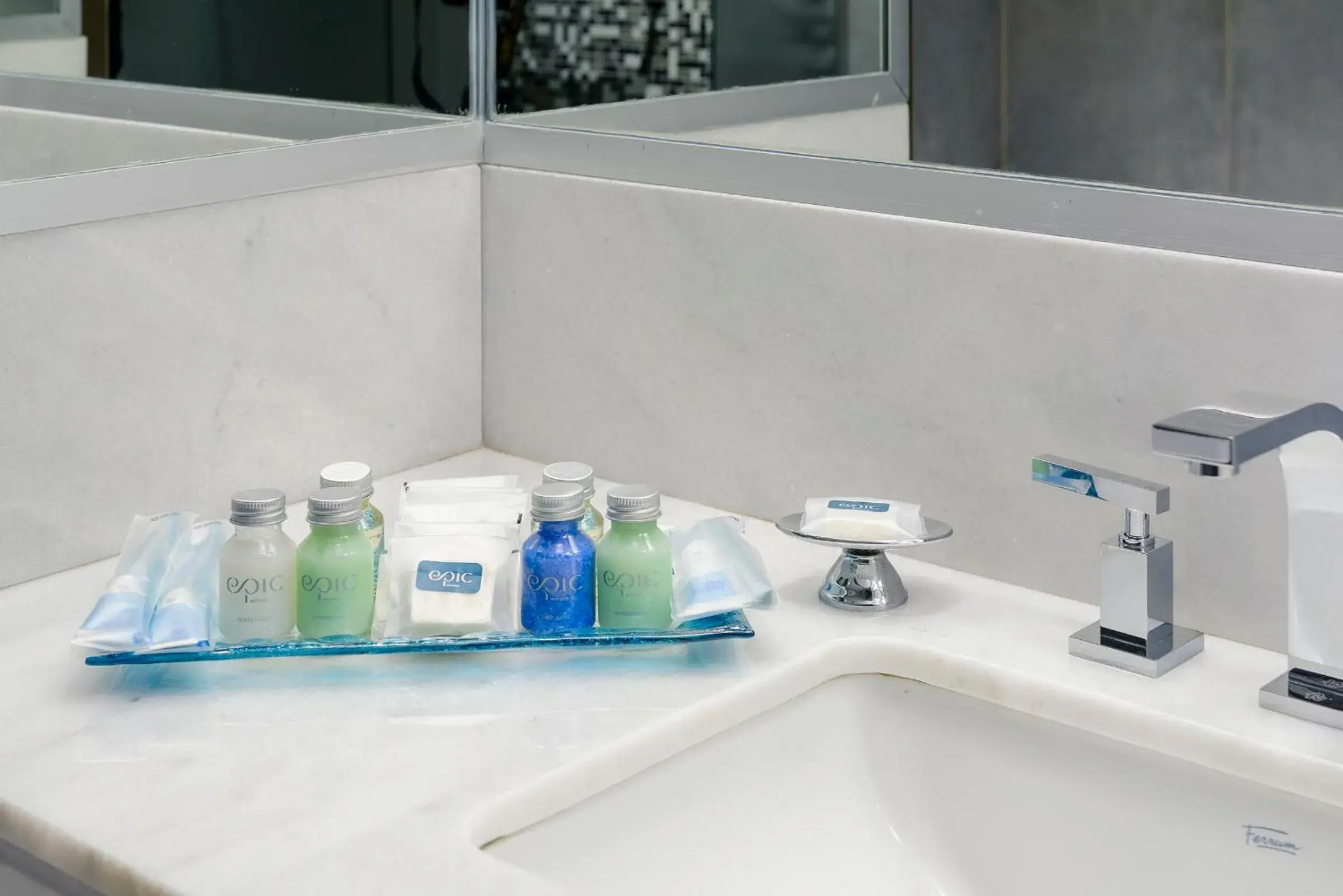 Bathroom in Epic Hotel Villa de Merlo Bathroom in Epic Hotel Villa de Merlo