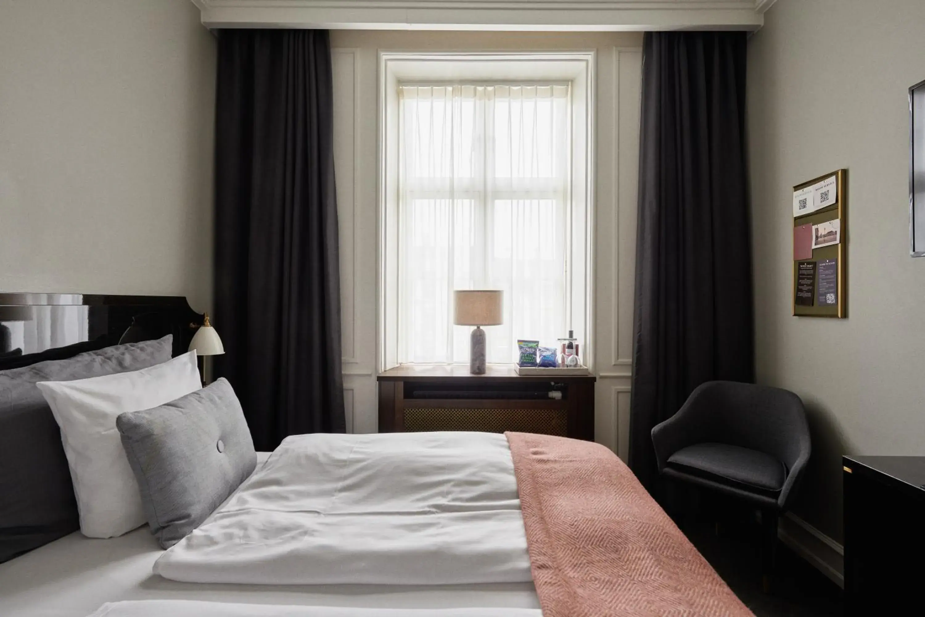 Small Double Room in Hotel Skt. Annæ Small Double Room in Hotel Skt. Annæ