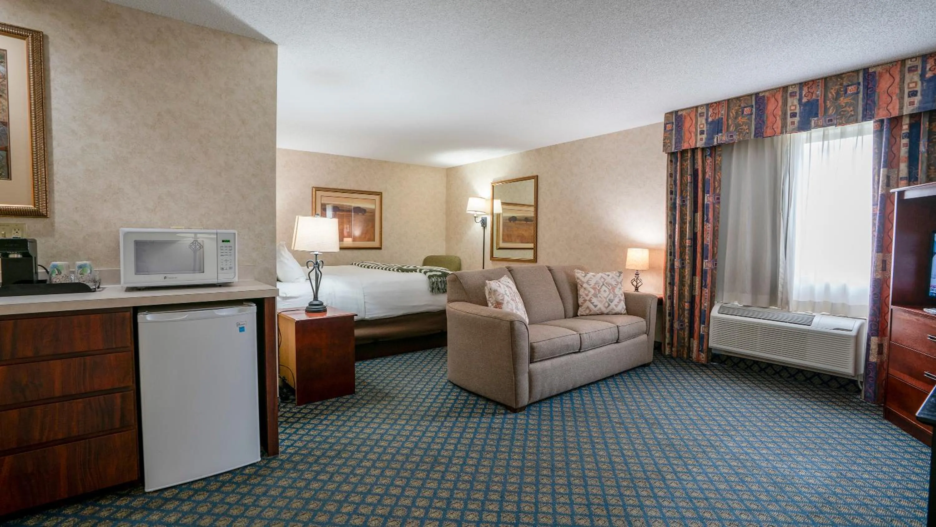 Photo of the whole room in Miles City Hotel & Suites