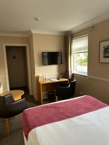 Bedroom, Bed in The Acarsaid - Pitlochry