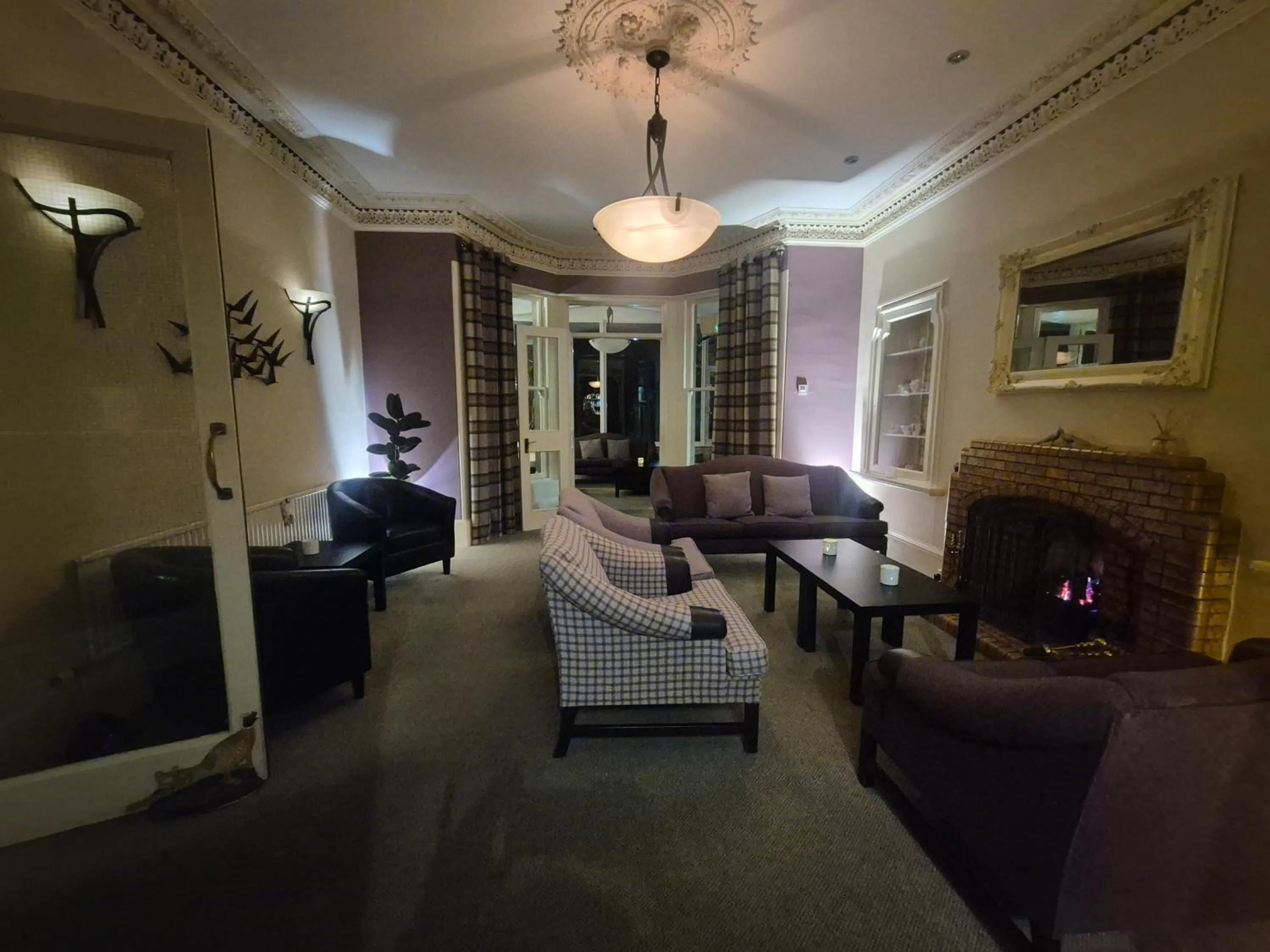 Seating area in The Acarsaid - Pitlochry