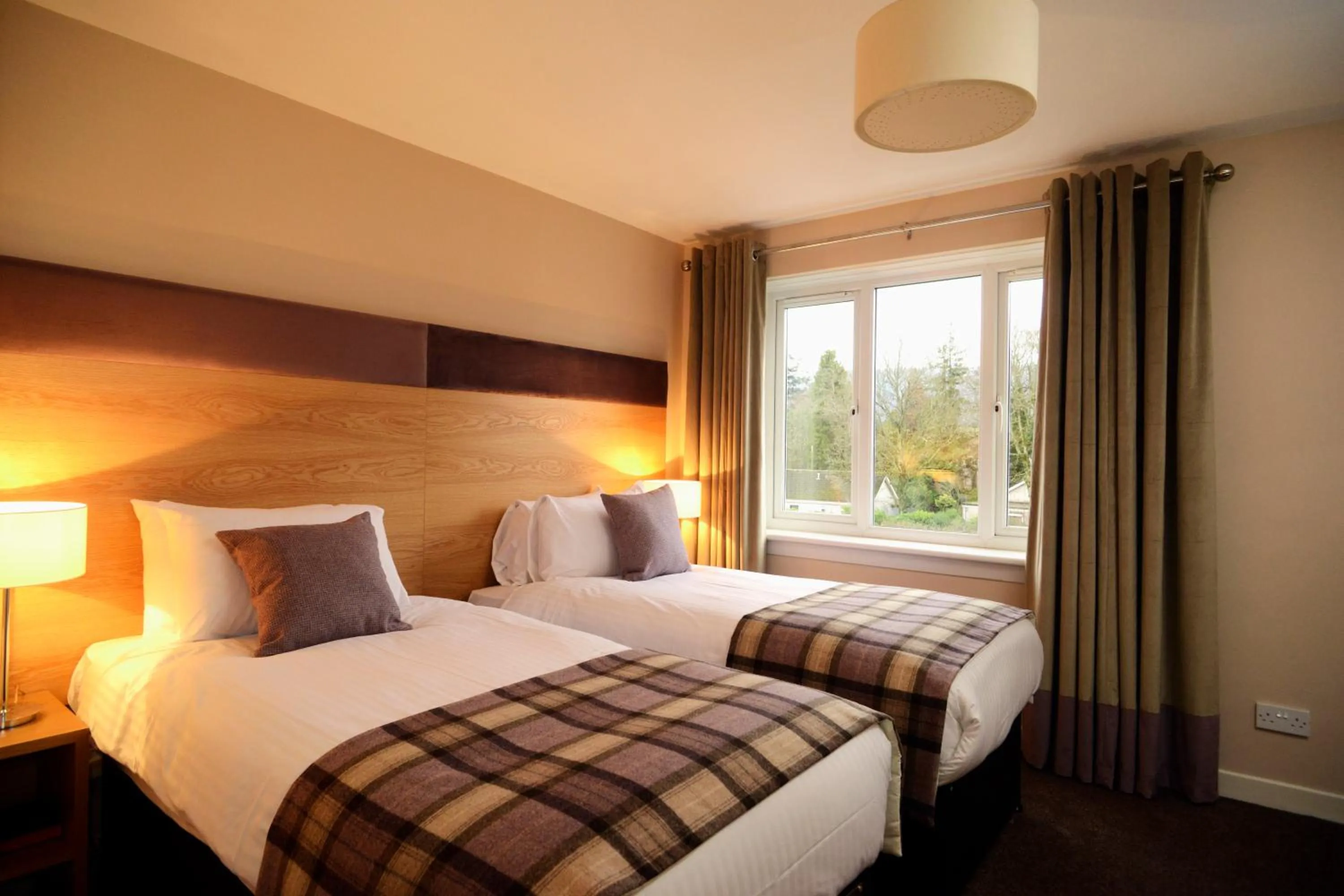 Other, Bed in The Acarsaid - Pitlochry