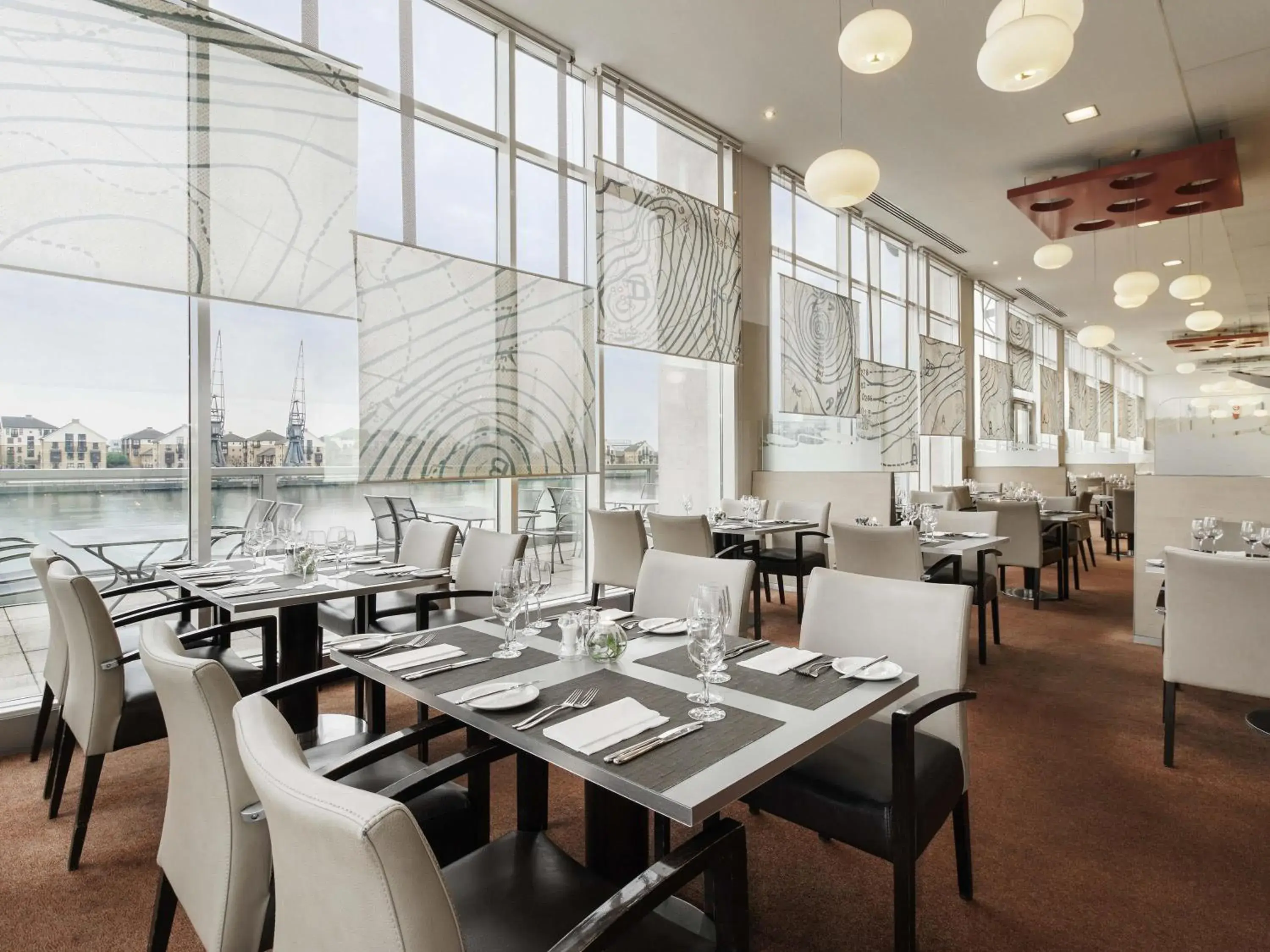 Restaurant/places to eat in Novotel London Excel Restaurant/places to eat in Novotel London Excel