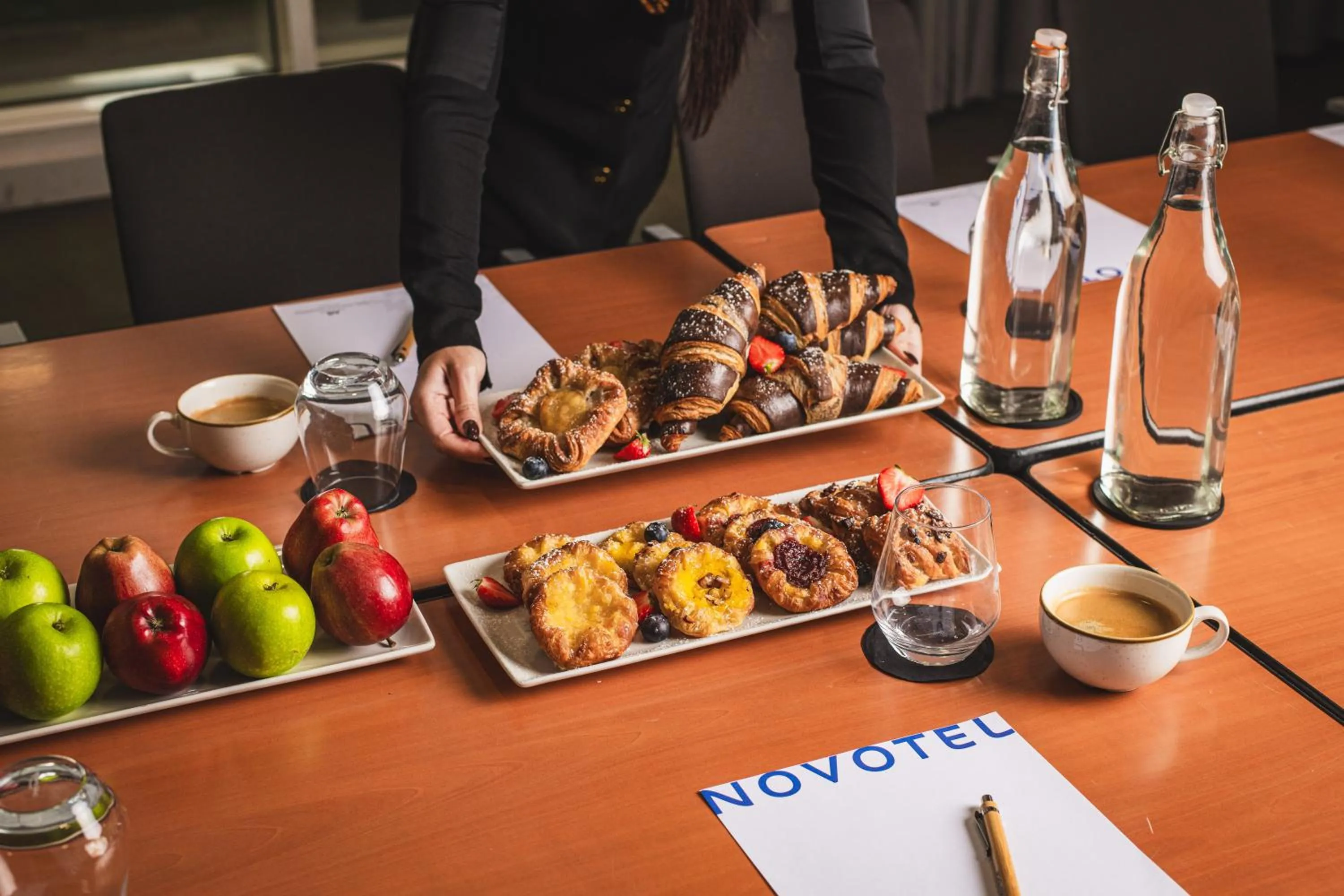 Food and drinks in Novotel London Excel