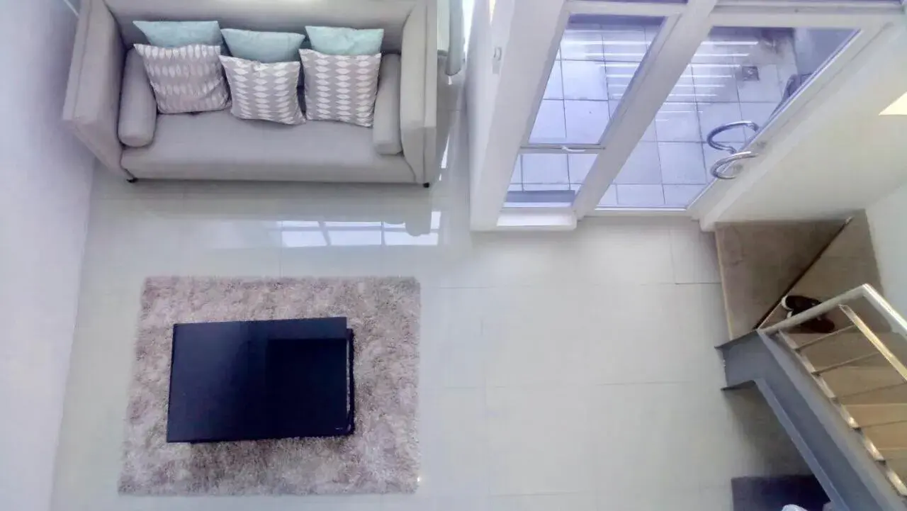 Loft in Affordable Makati APT Loft in Affordable Makati APT