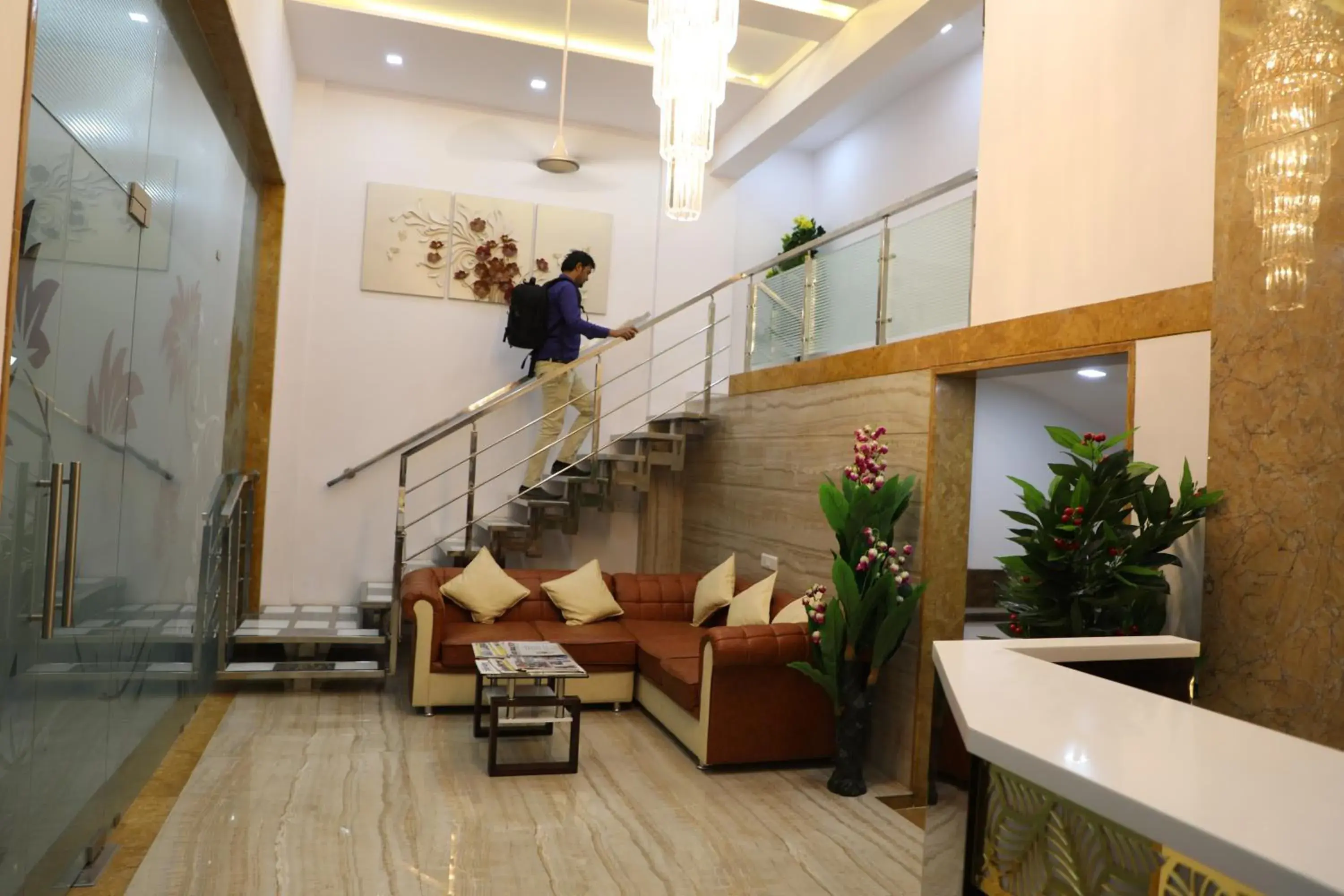 Lobby or reception in Hotel Pearl Lobby or reception in Hotel Pearl