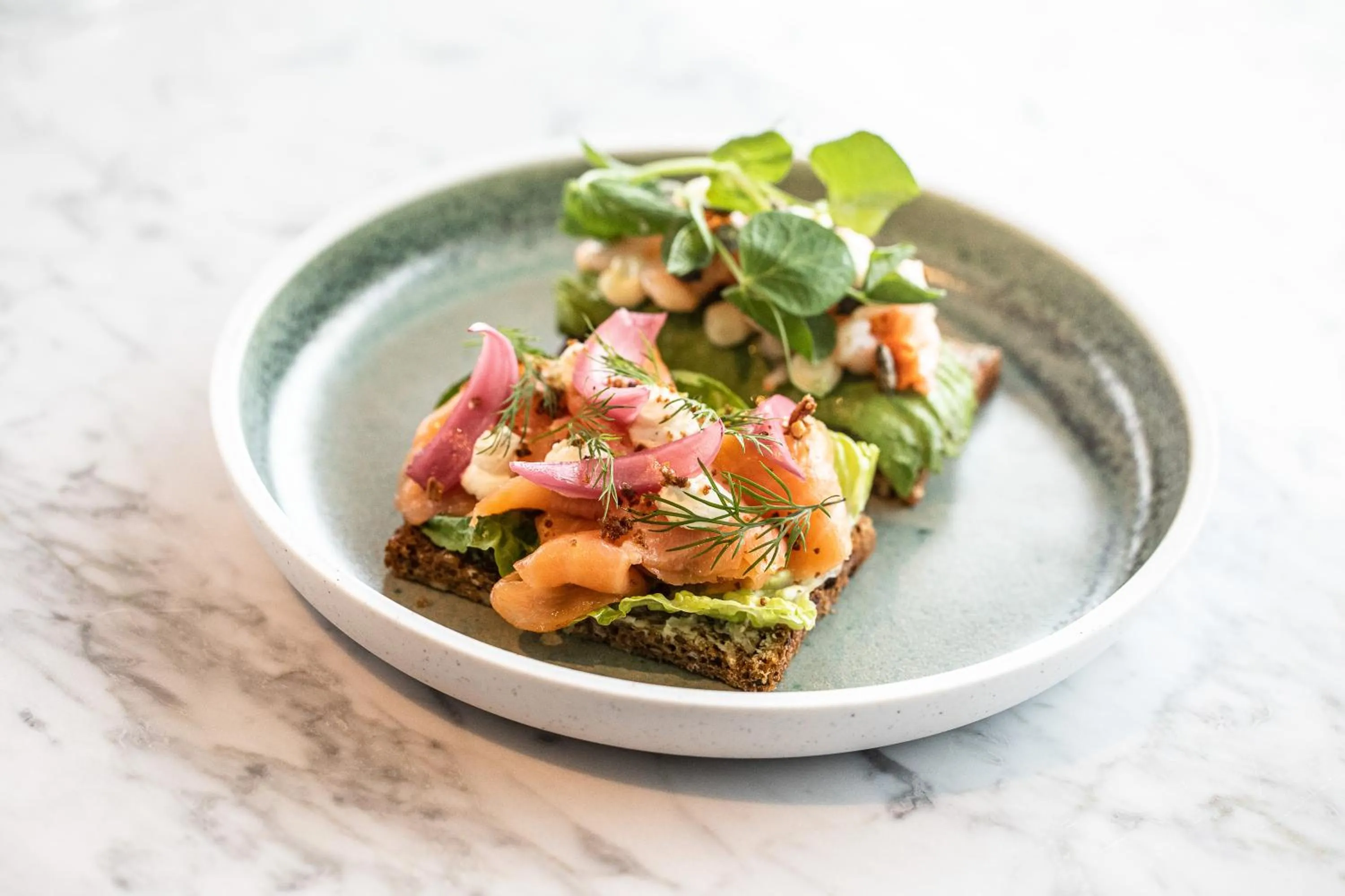 Restaurant/places to eat in Hotel Marina