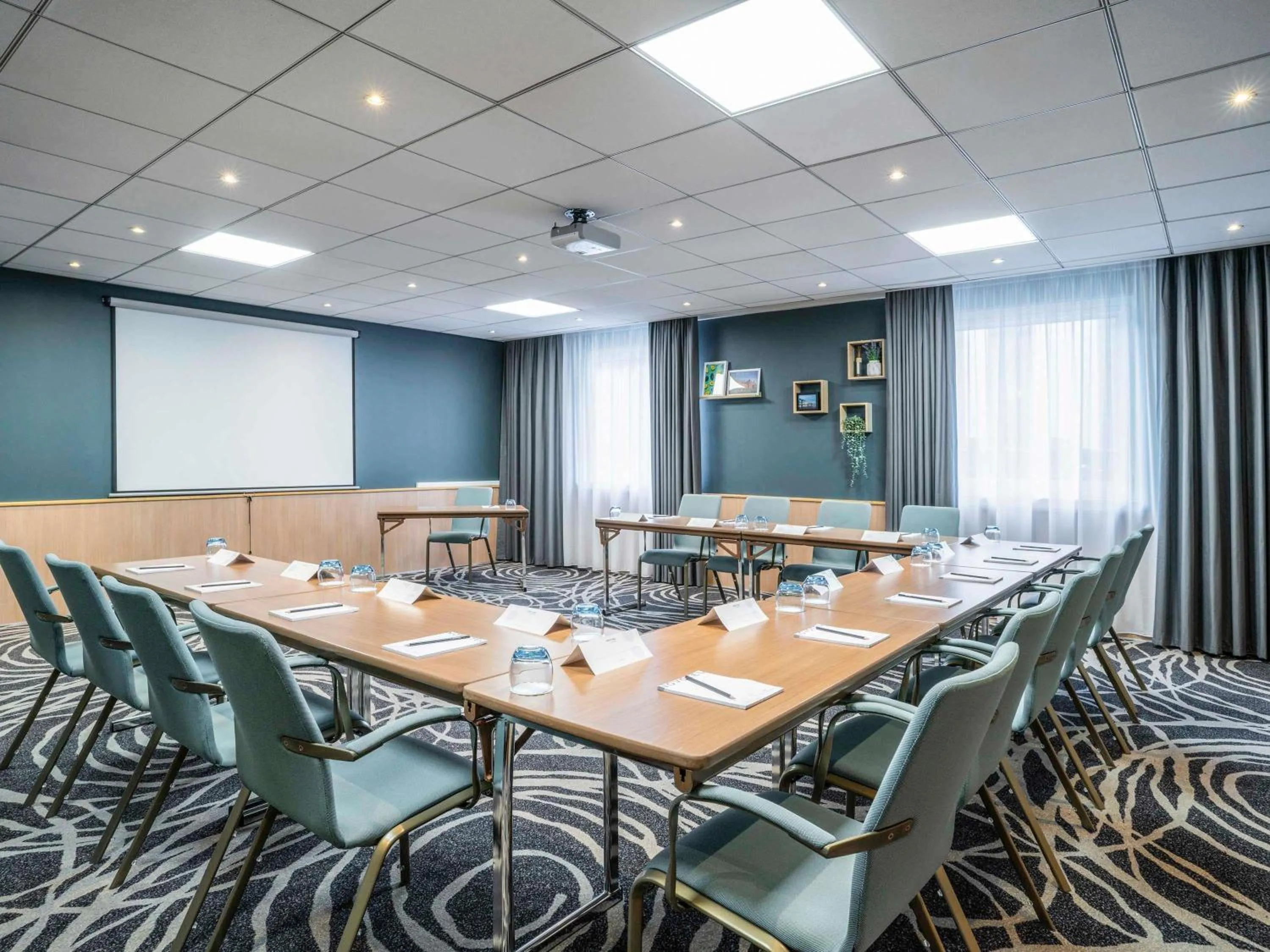 Meeting/conference room in Novotel Glasgow Centre