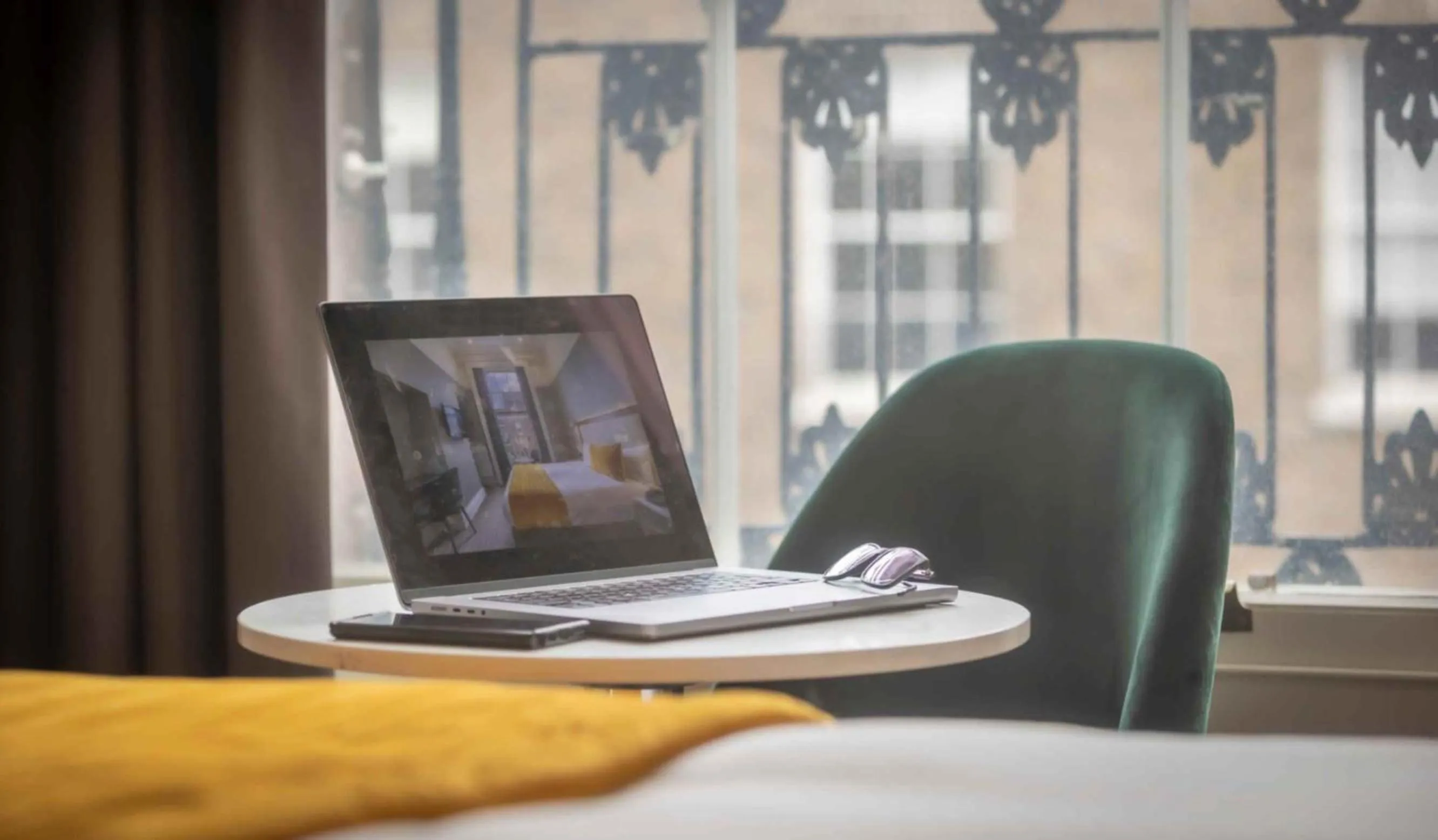 Bedroom in Albany House