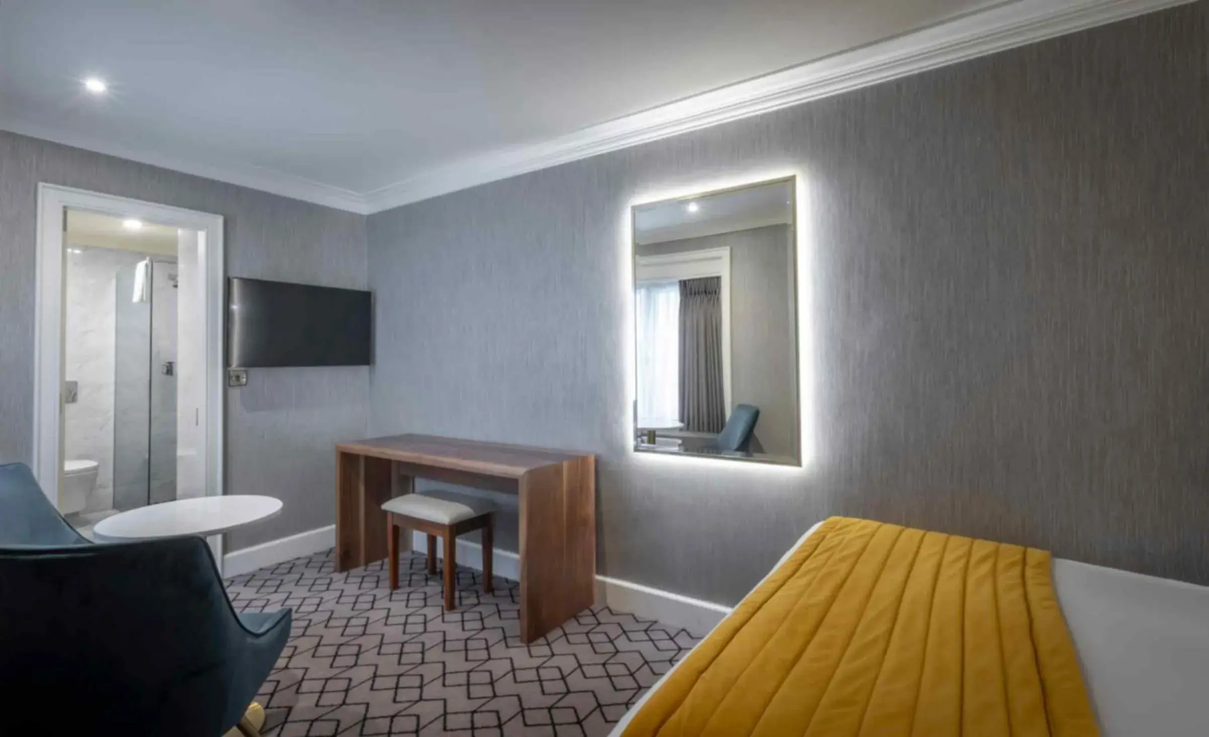 Bedroom, Bed in Albany House Bedroom, Bed in Albany House