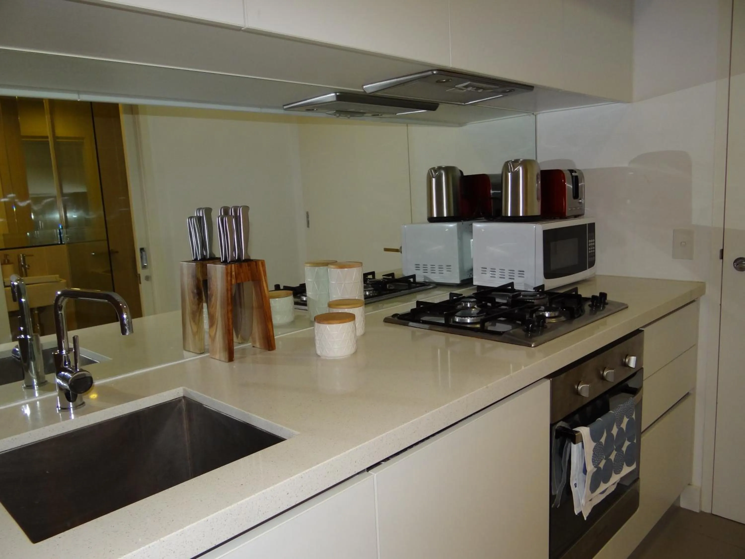 Kitchen or kitchenette in Amazing Accommodations: Vogue