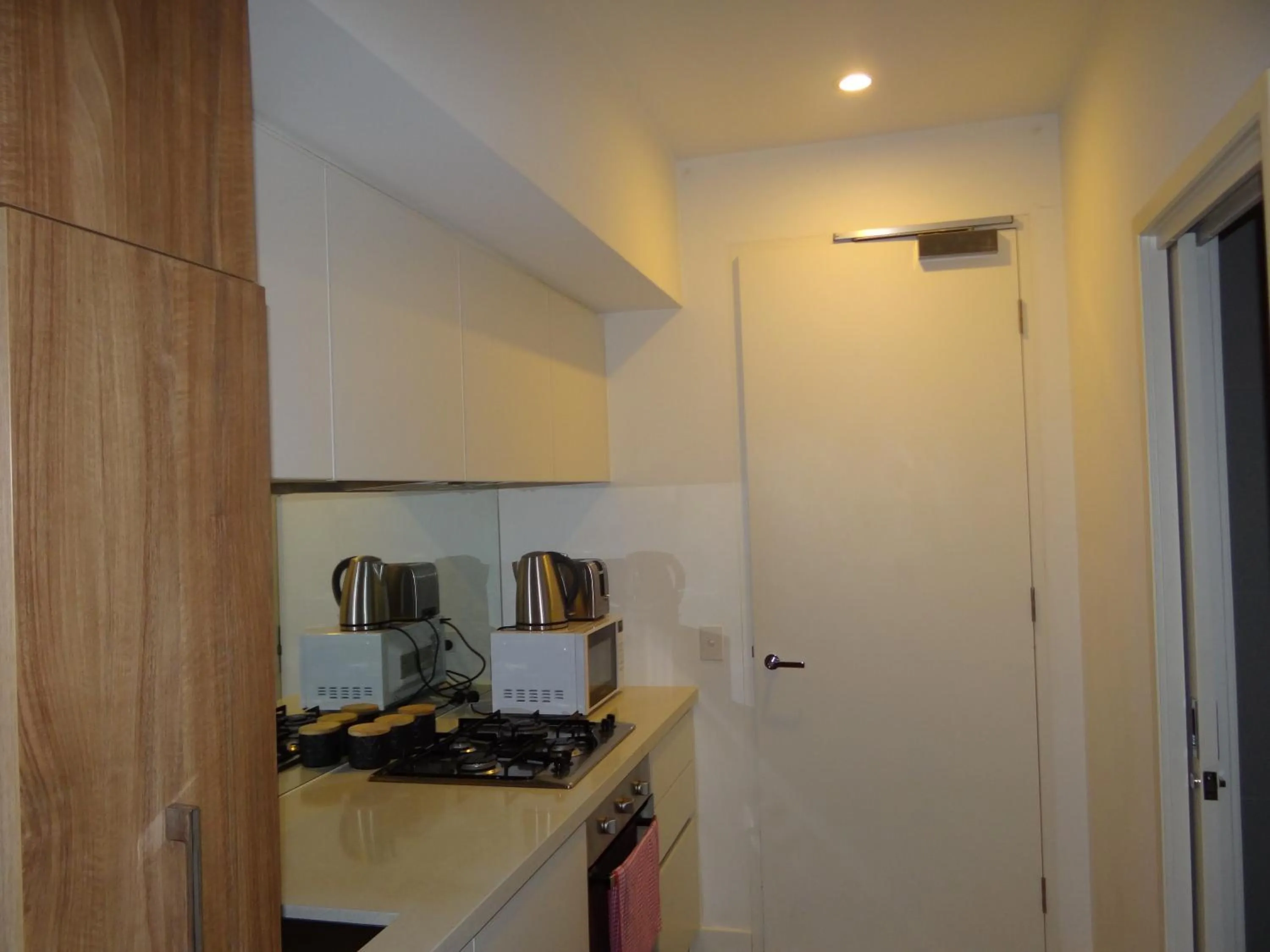 Kitchen or kitchenette in Amazing Accommodations: Vogue