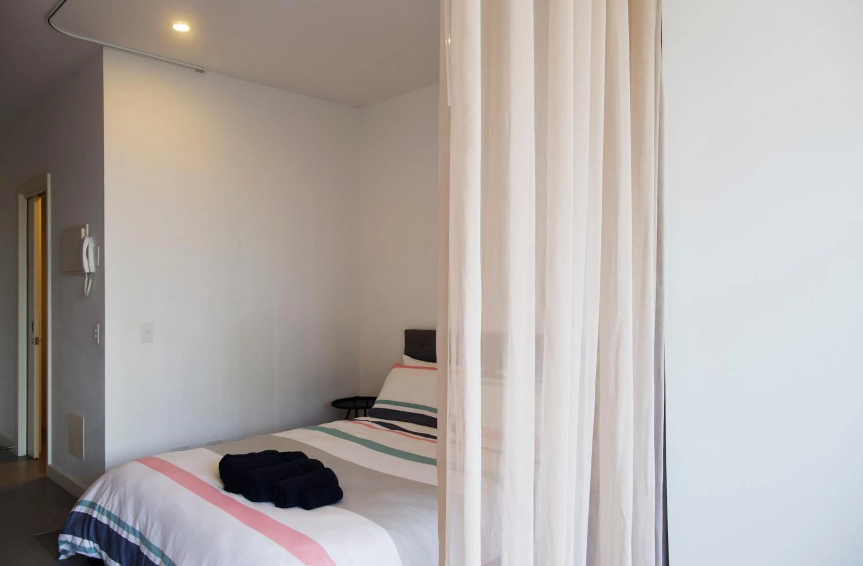 cot, Bed in Amazing Accommodations: Vogue