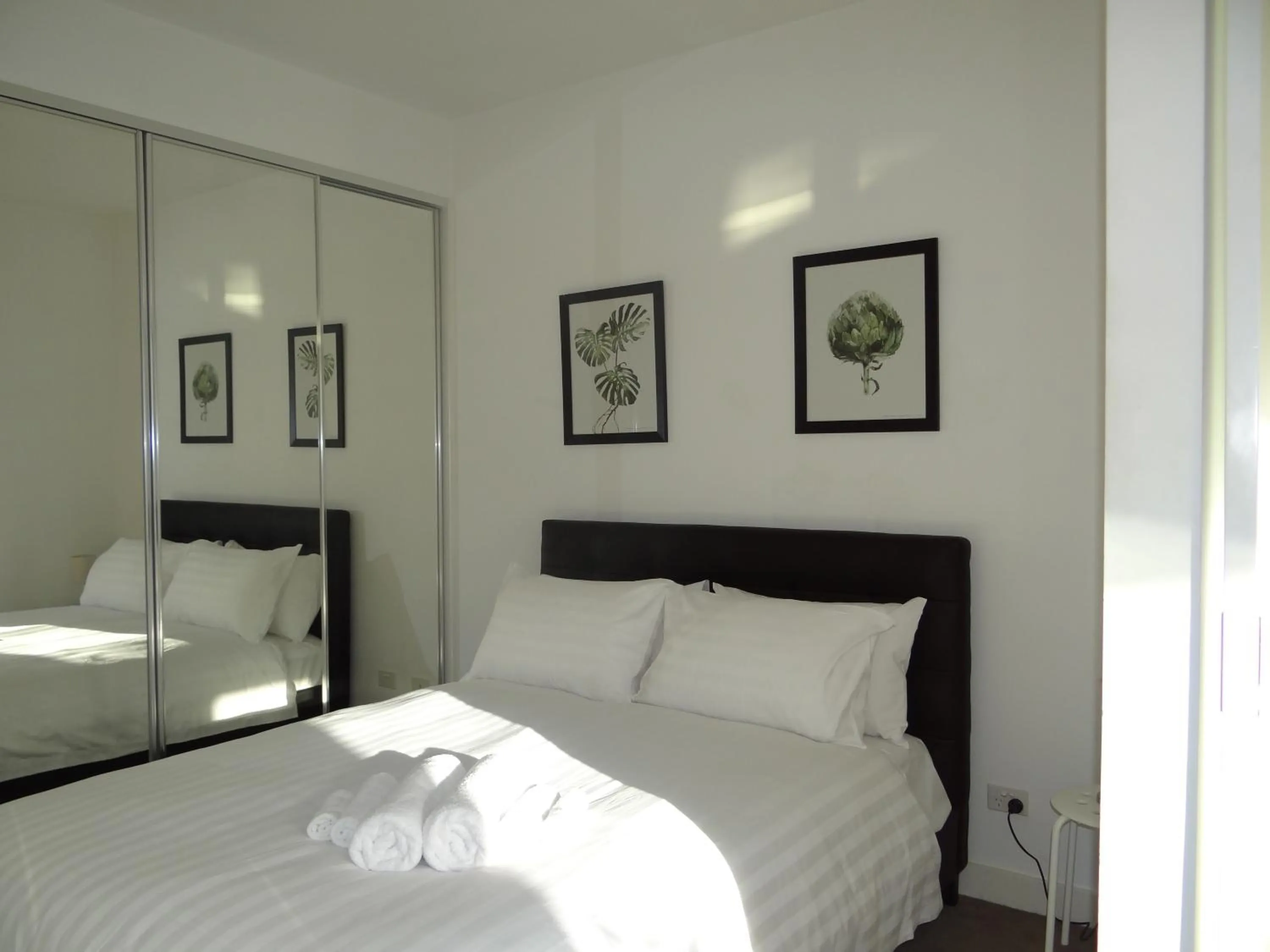 Bedroom, Bed in Amazing Accommodations: Vogue