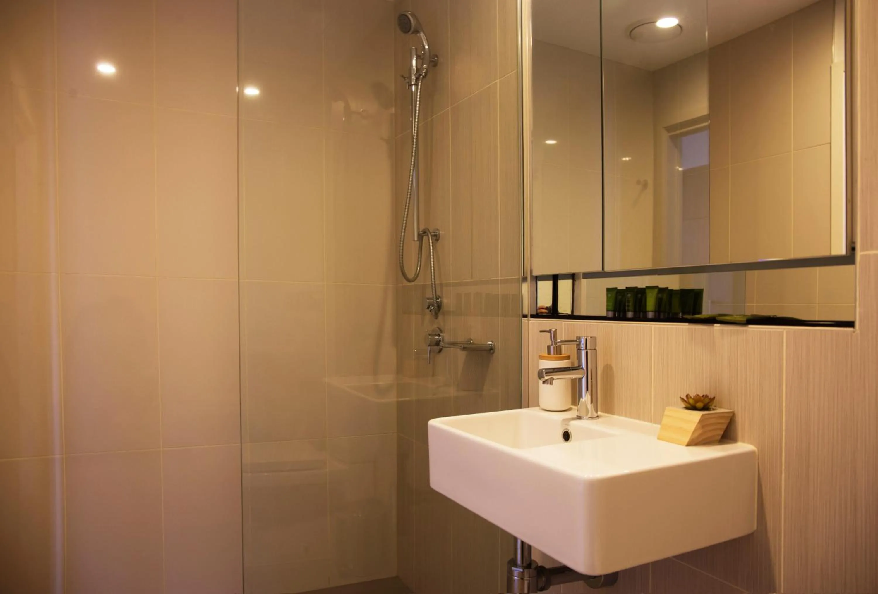 Bathroom in Amazing Accommodations: Vogue