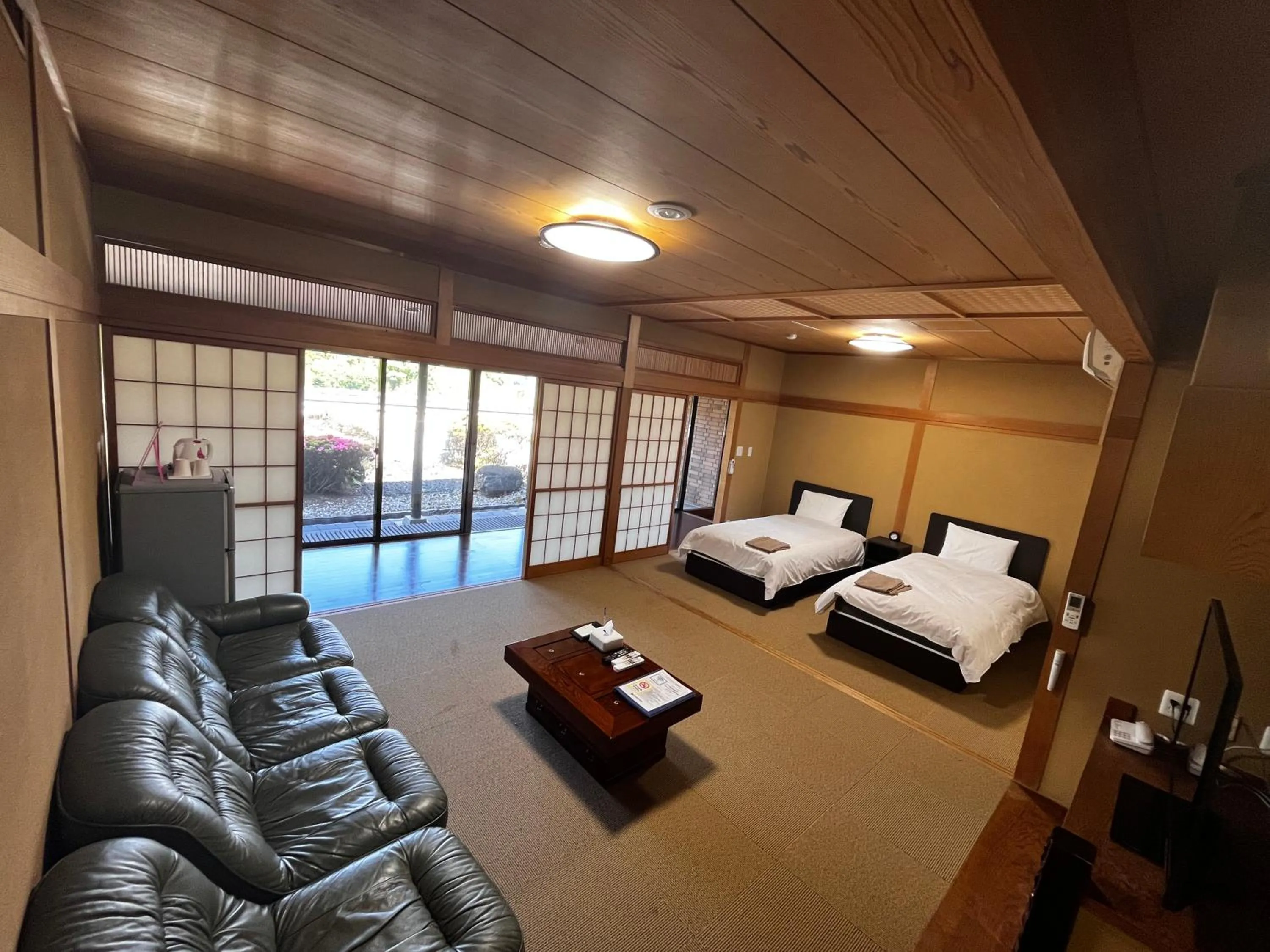 Bed in Toyokawa Grand Hotel