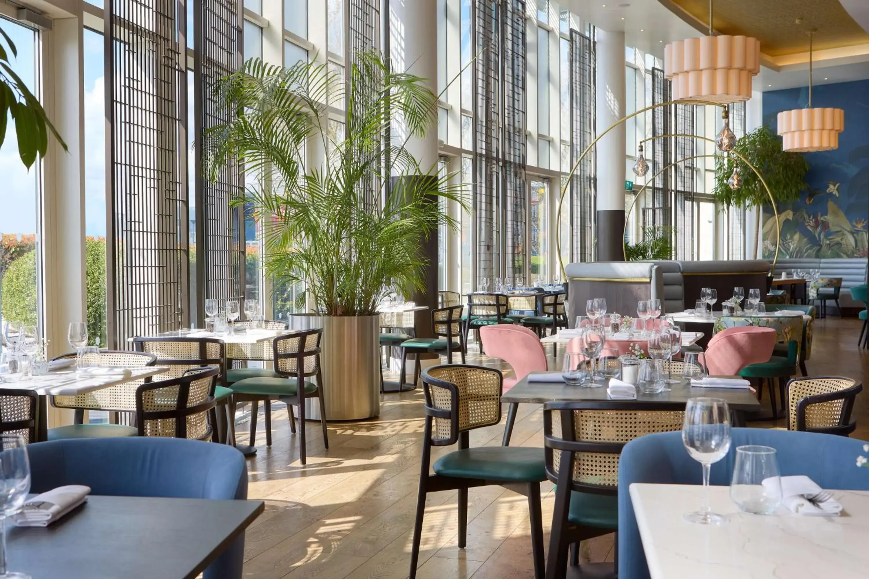 Restaurant/places to eat in DoubleTree By Hilton London Excel Restaurant/places to eat in DoubleTree By Hilton London Excel