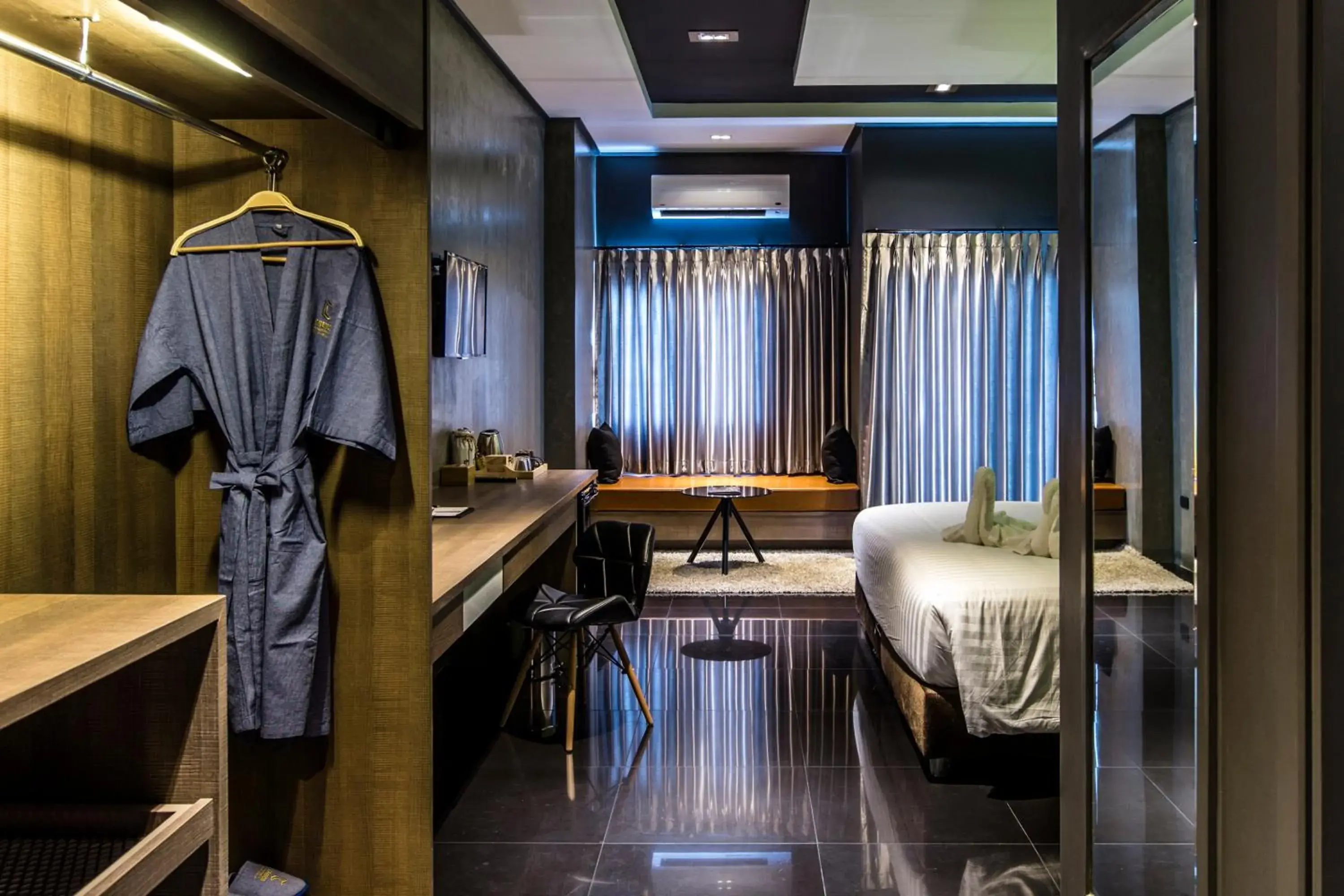 Photo of the whole room, Bed in Cresco Hotel Buriram Photo of the whole room, Bed in Cresco Hotel Buriram