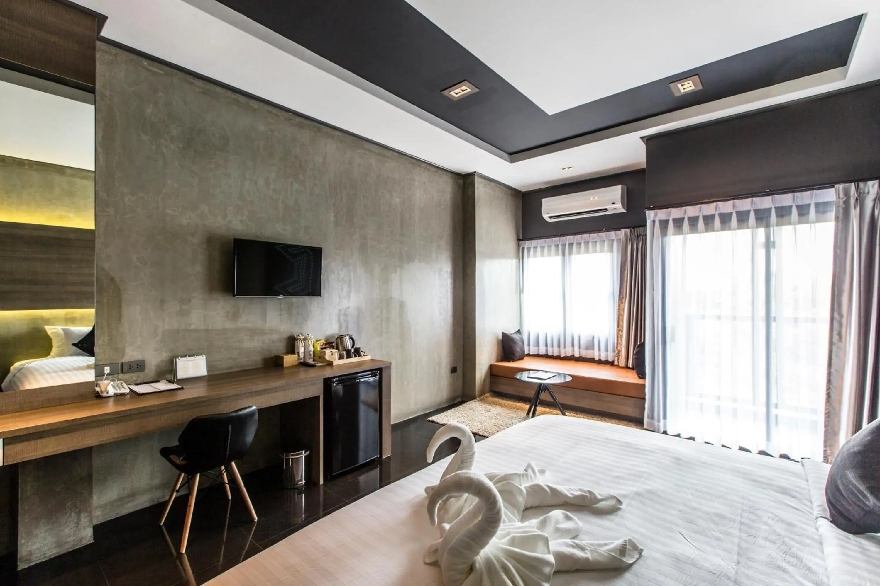 Photo of the whole room, Bed in Cresco Hotel Buriram Photo of the whole room, Bed in Cresco Hotel Buriram