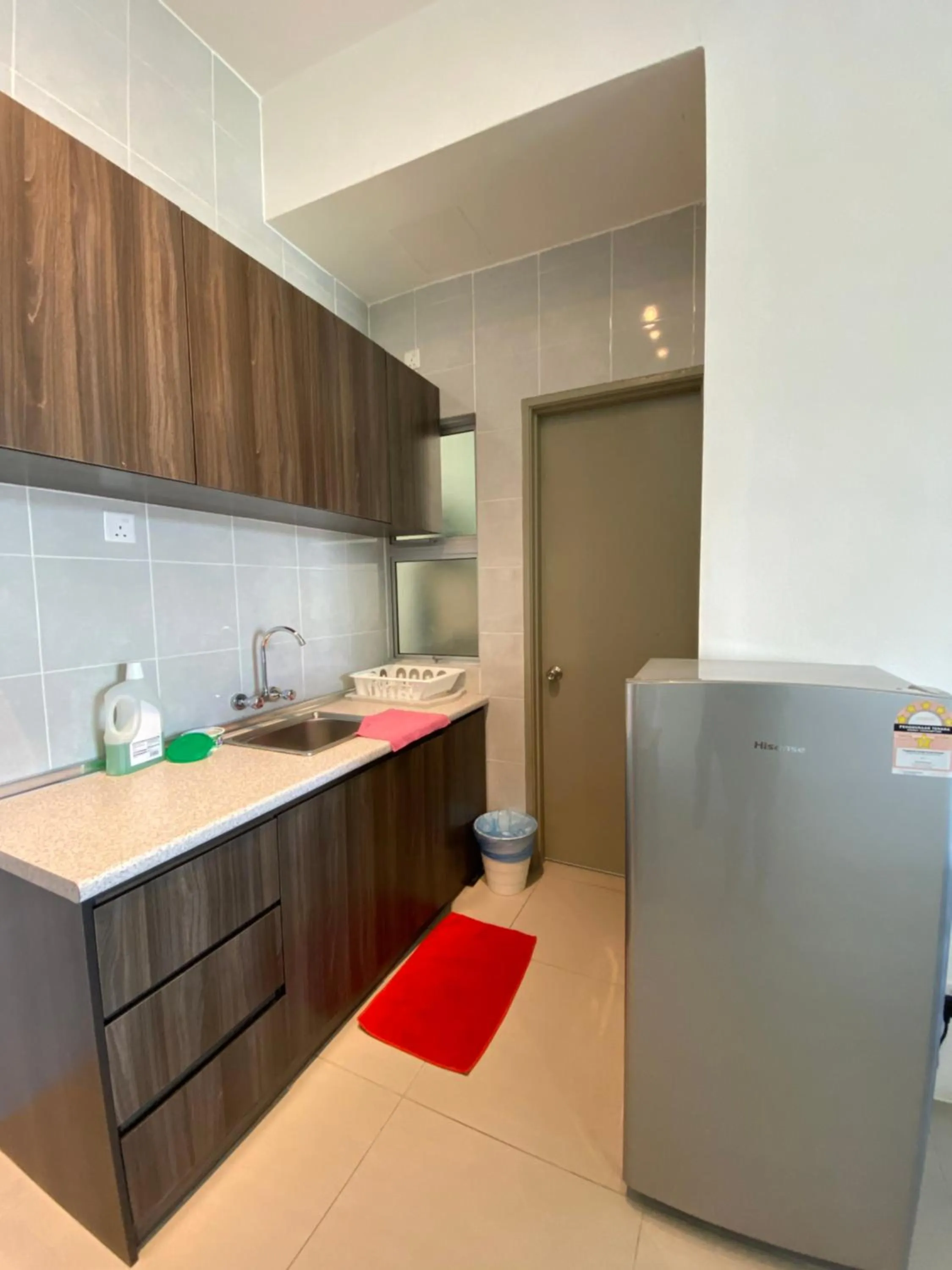 Kitchen or kitchenette in Play Residence at Golden Hills